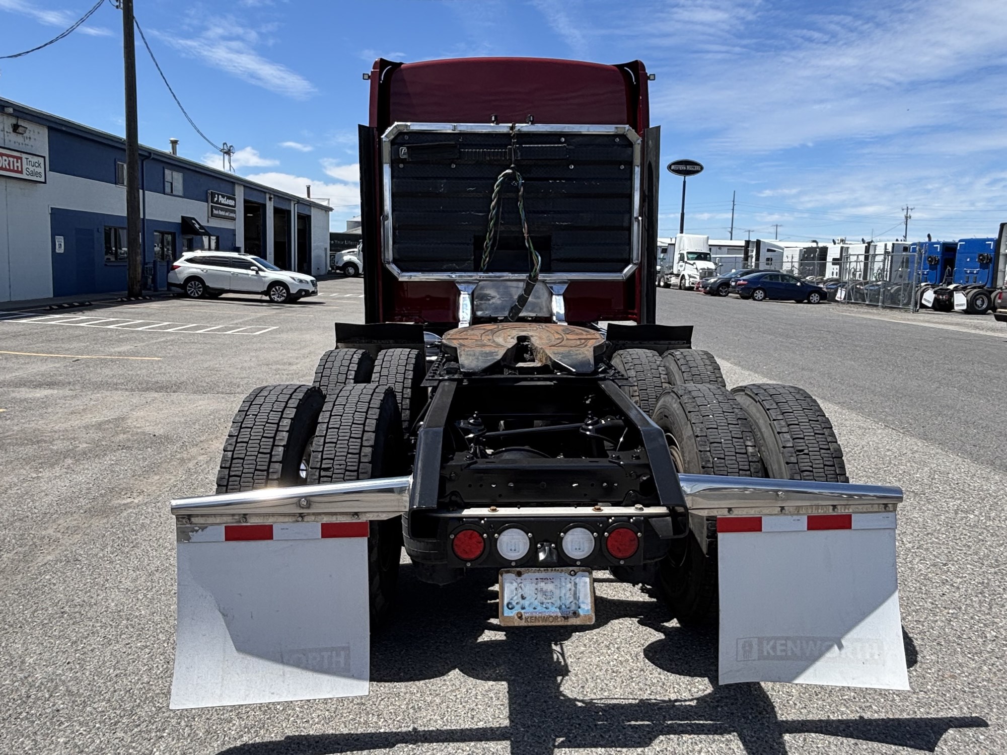 2021 Kenworth W900 2021 Kenworth W900 - image 4 of 6