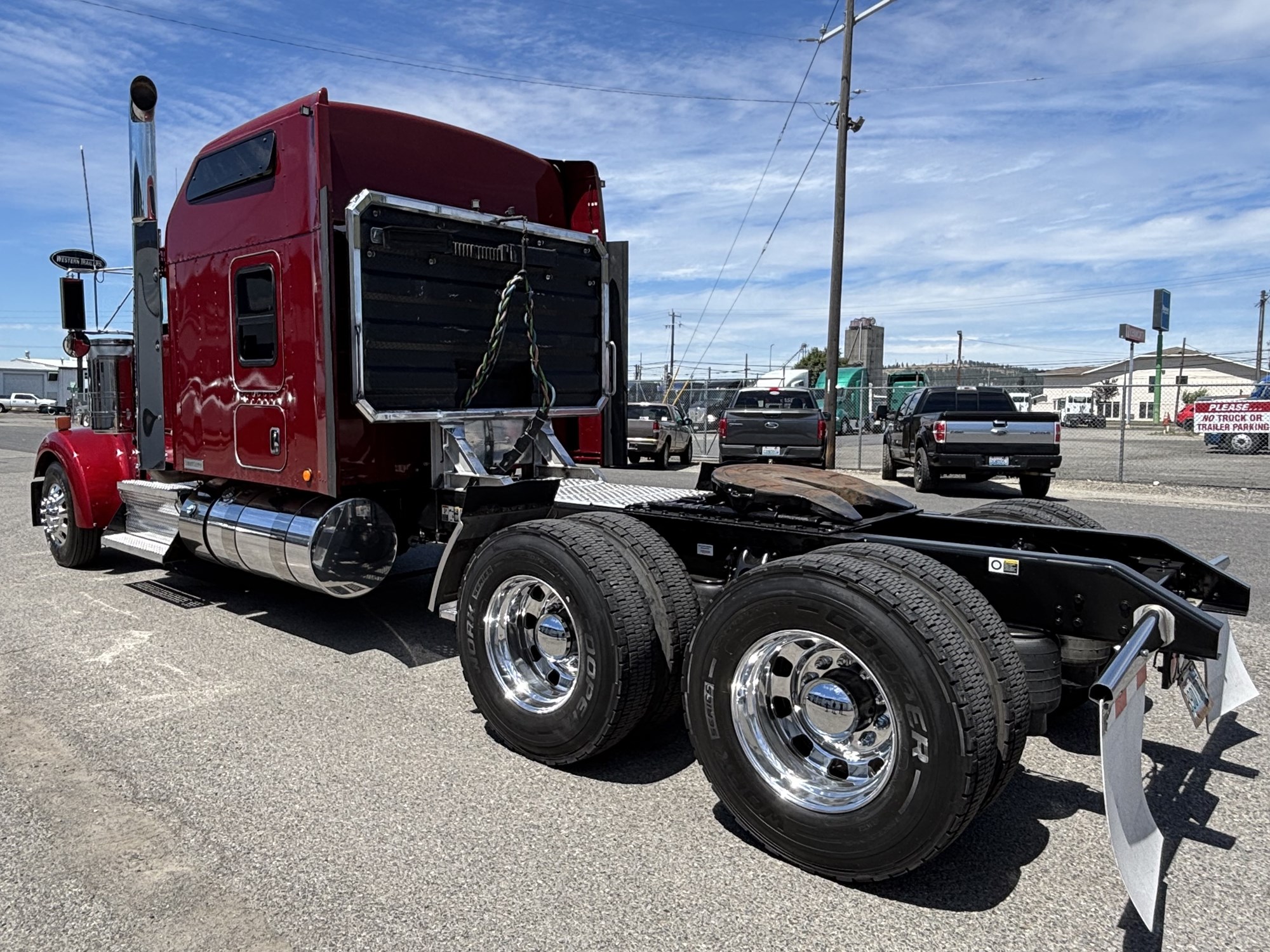 2021 Kenworth W900 2021 Kenworth W900 - image 5 of 6