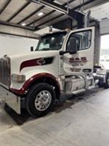 2022 Peterbilt 567 ND764991U-01