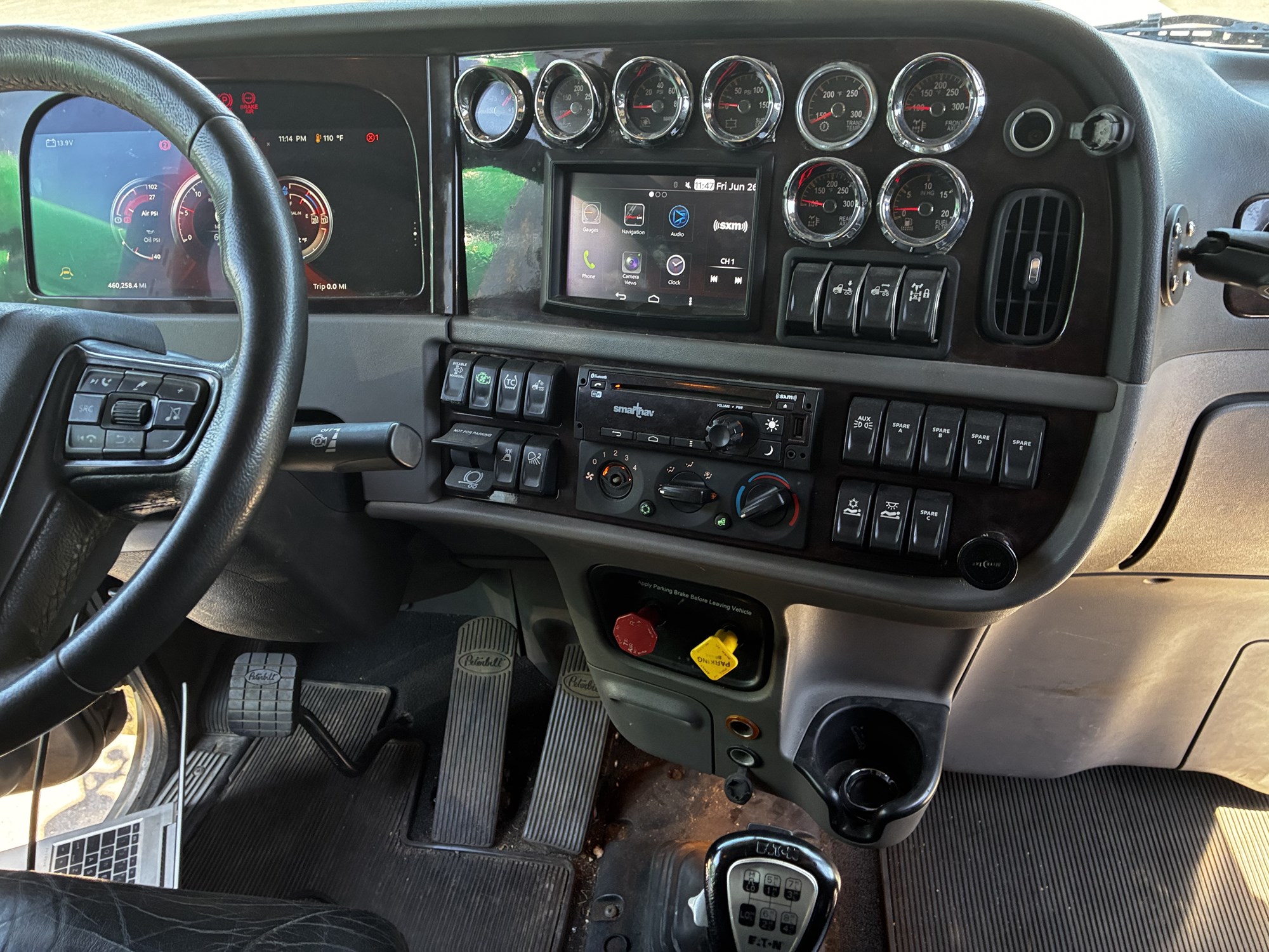 2022 Peterbilt 389 - image 6 of 6