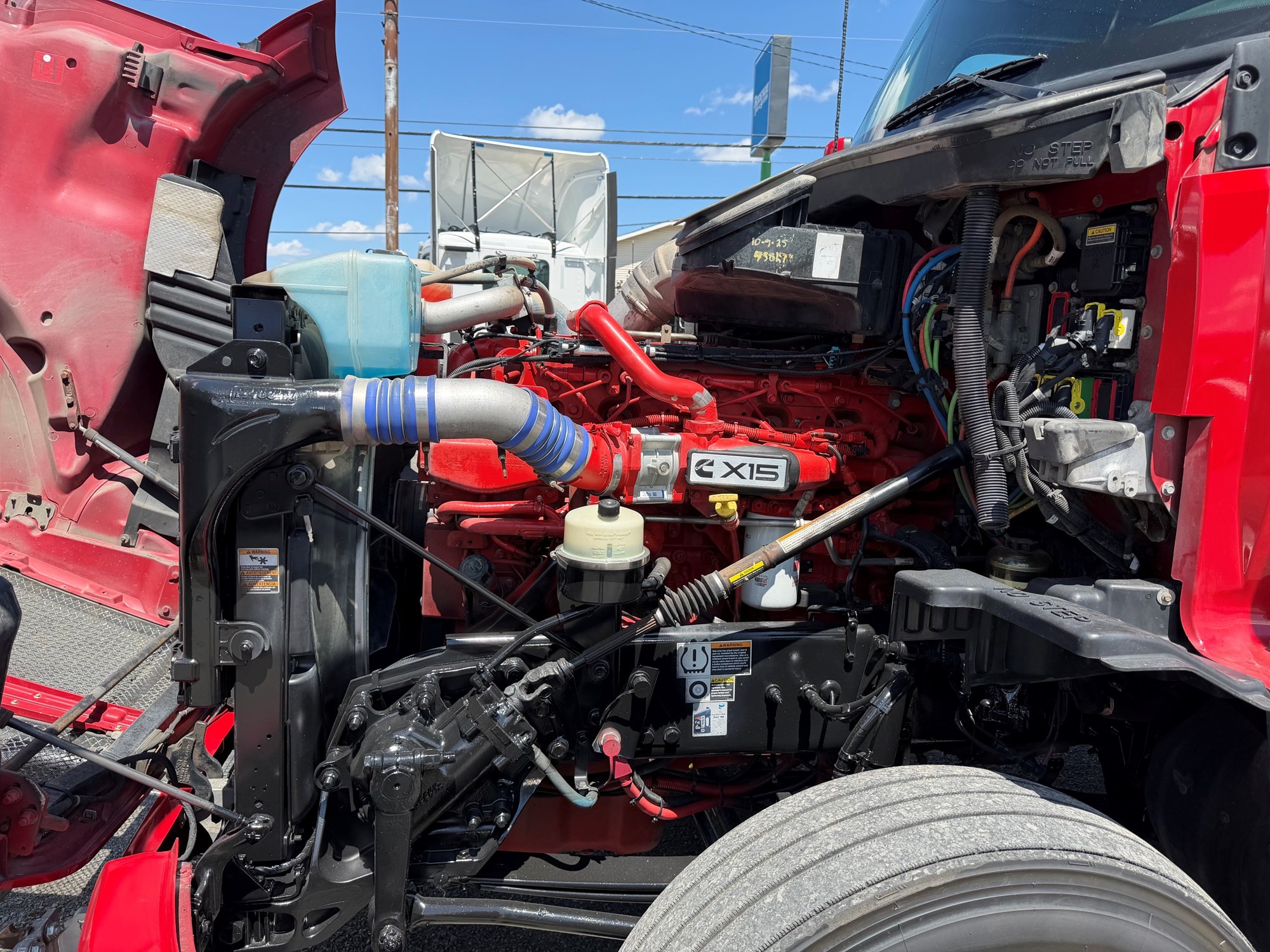 2022 Kenworth T680 NJ466616U-08 2022 Kenworth T680 NJ466616U-08