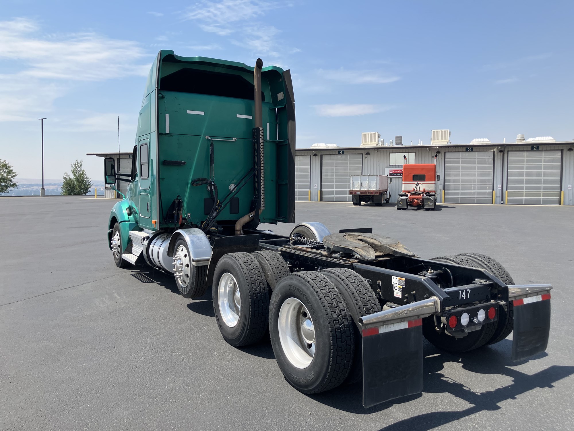 2022 Kenworth T680 2022 Kenworth T680 - image 6 of 6