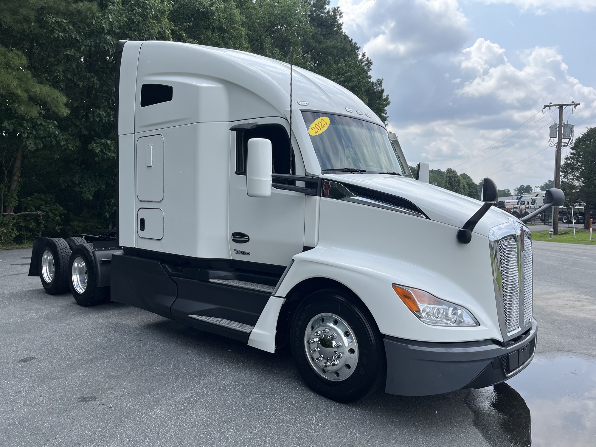 2023 Kenworth T680 2023 Kenworth T680 - image 3 of 6