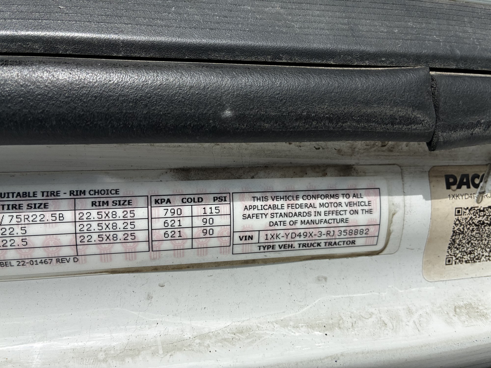 2024 Kenworth T680 Next Gen RJ358882U-14 2024 Kenworth T680 Next Gen RJ358882U-14
