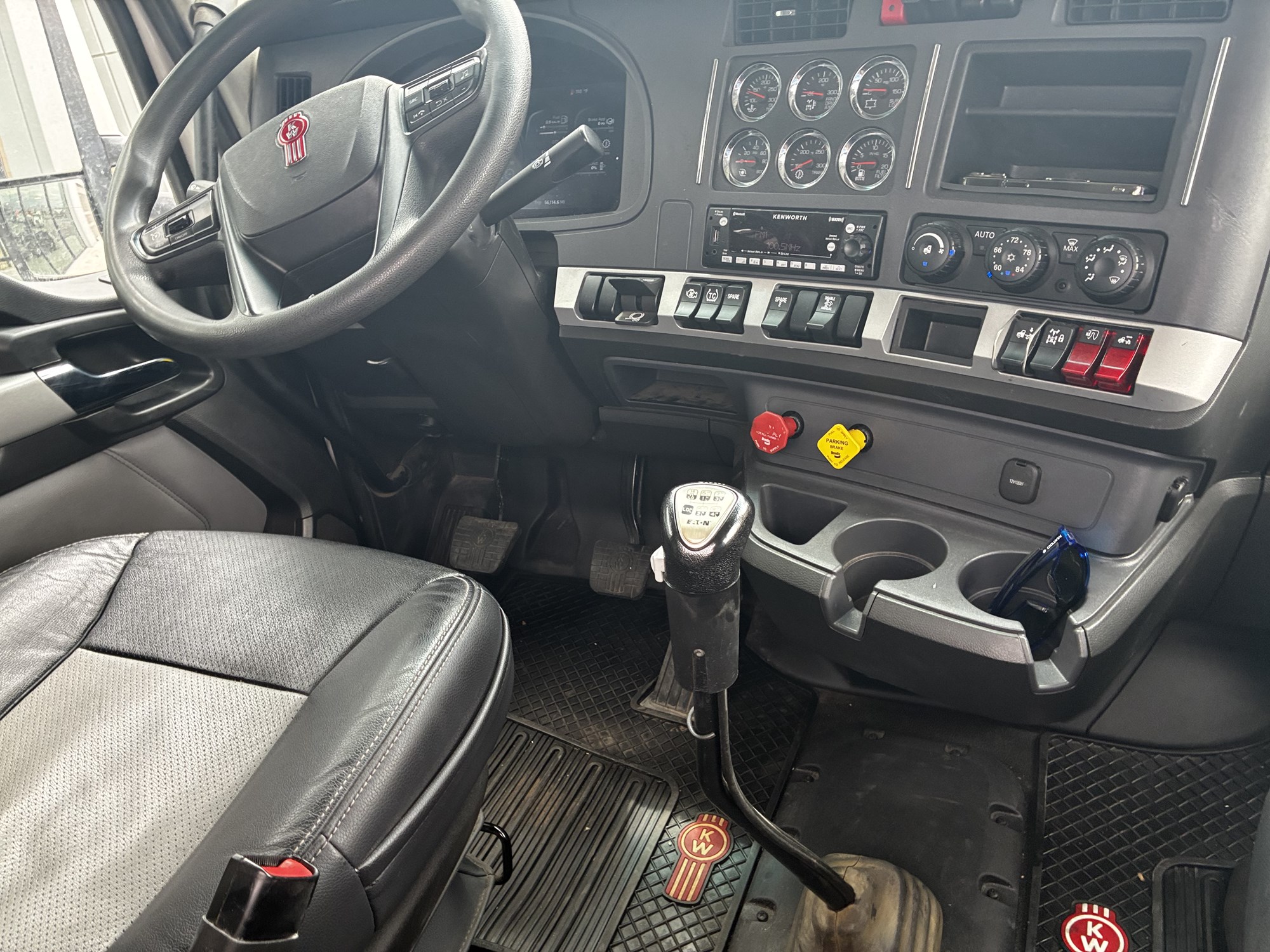 2024 Kenworth T680 Next Gen RJ358882U-19 2024 Kenworth T680 Next Gen RJ358882U-19
