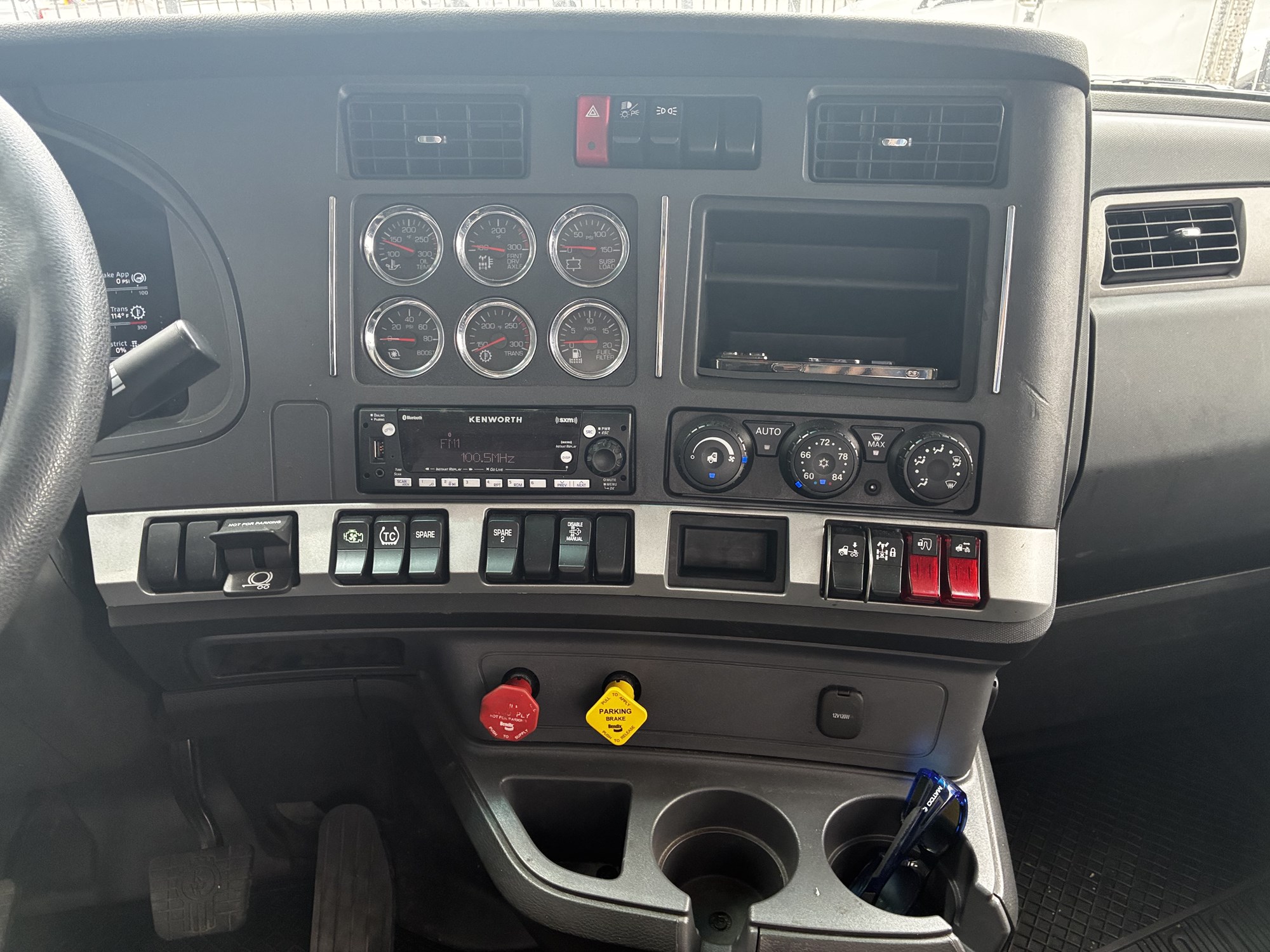 2024 Kenworth T680 Next Gen RJ358882U-20 2024 Kenworth T680 Next Gen RJ358882U-20