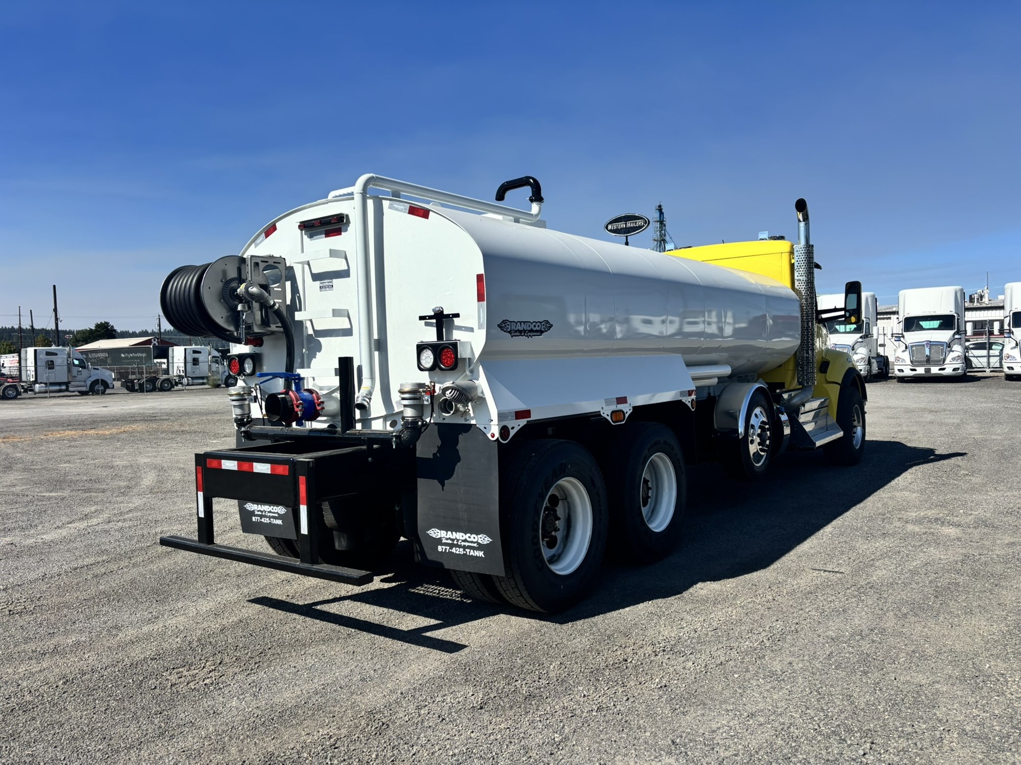 2025 Kenworth T880 SJ188824-04 2025 Kenworth T880 SJ188824-04