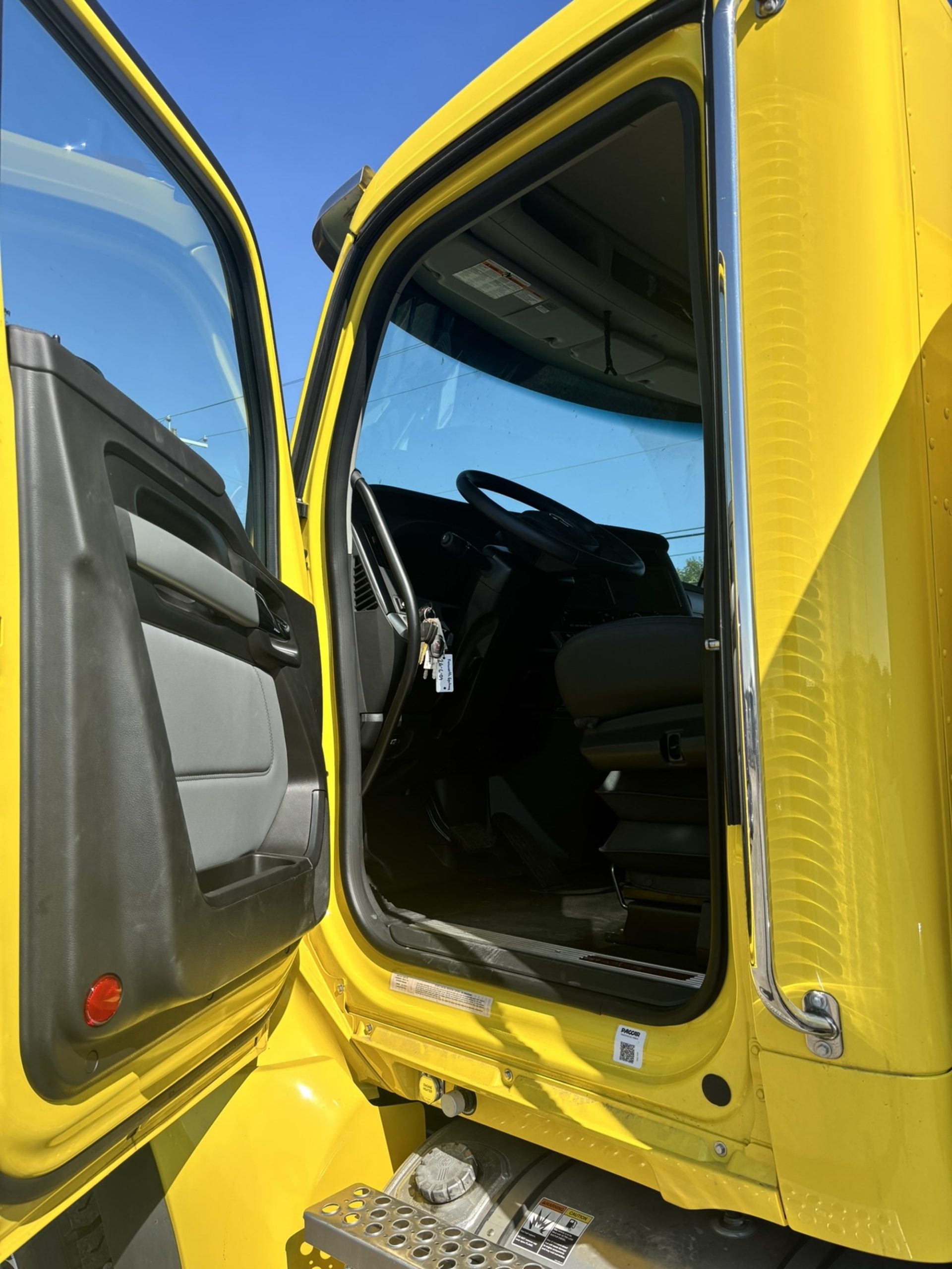 2025 Kenworth T880 SJ188824-07 2025 Kenworth T880 SJ188824-07