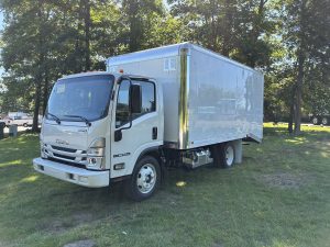 2026 Isuzu NPRGASHD 1F2 TS206437-01