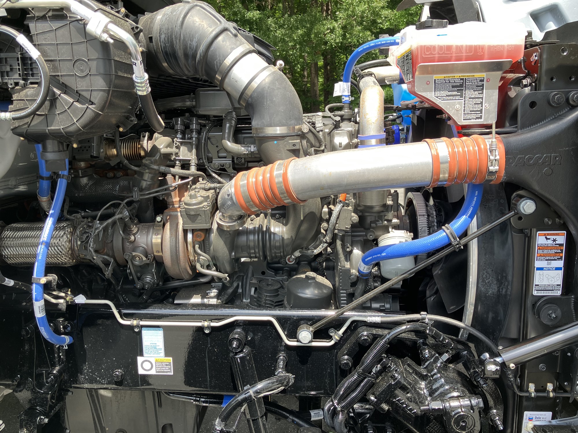 2027 Kenworth T880 VJ247232-24 2027 Kenworth T880 VJ247232-24