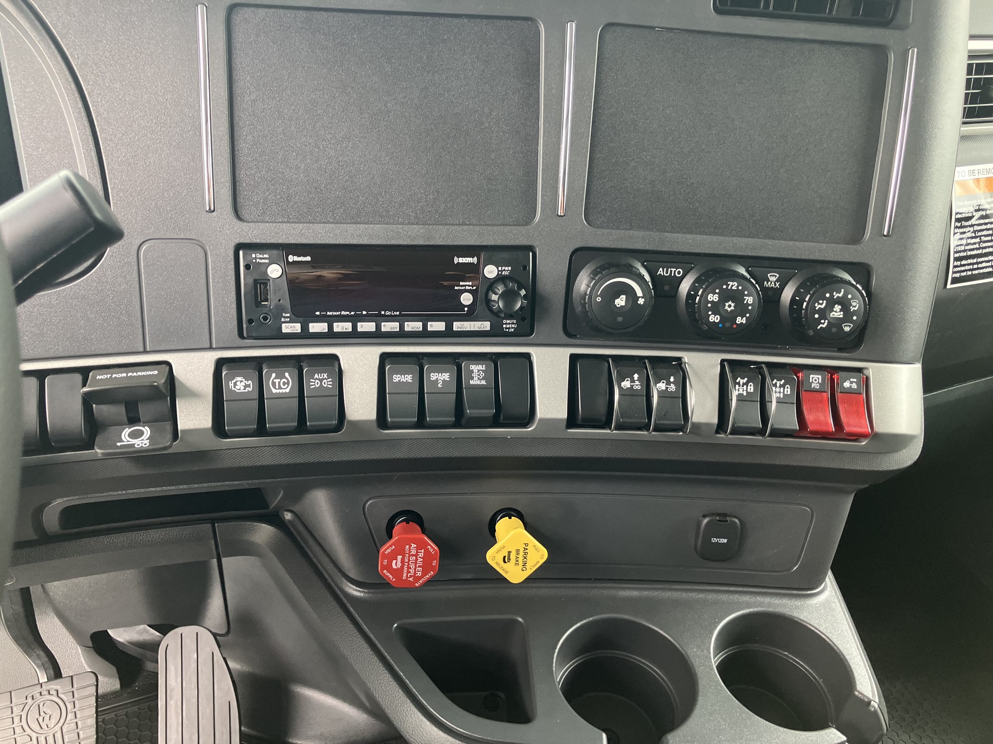 2027 Kenworth W990 VJ255036-08 2027 Kenworth W990 VJ255036-08