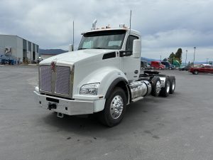 2027 Kenworth T880 VJ255086-01
