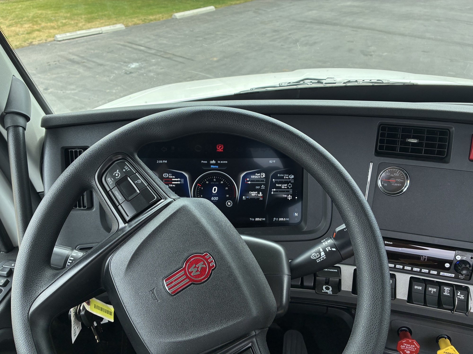 2027 Kenworth T880 2027 Kenworth T880 - image 6 of 6