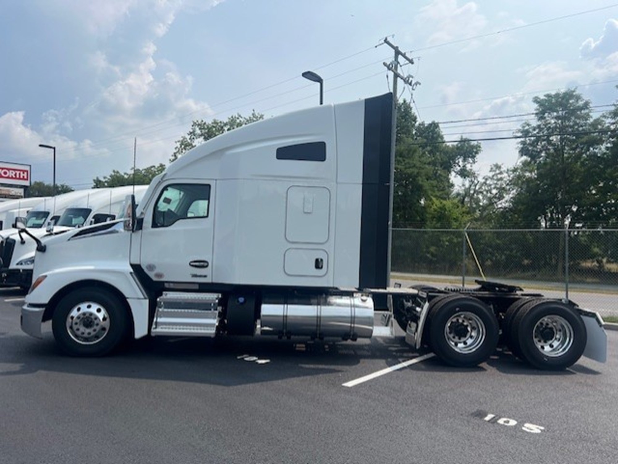 2027 Kenworth T680 Next Gen - image 6 of 6
