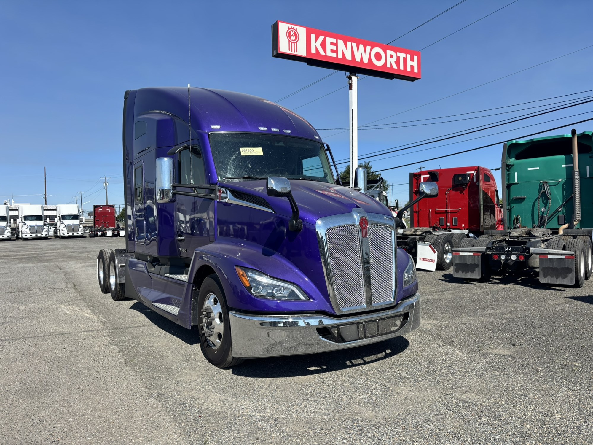 2027 Kenworth T680 Next Gen - image 2 of 6