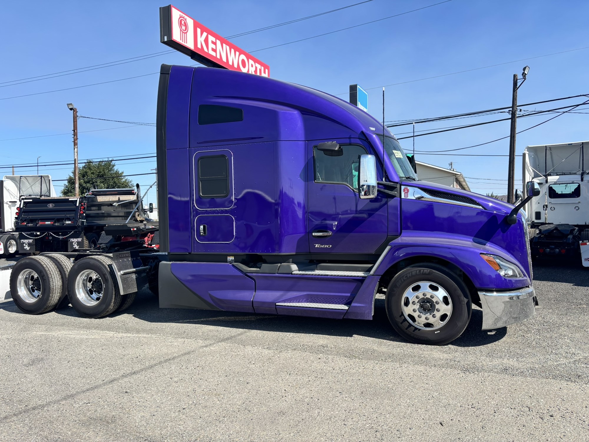 2027 Kenworth T680 Next Gen - image 3 of 6