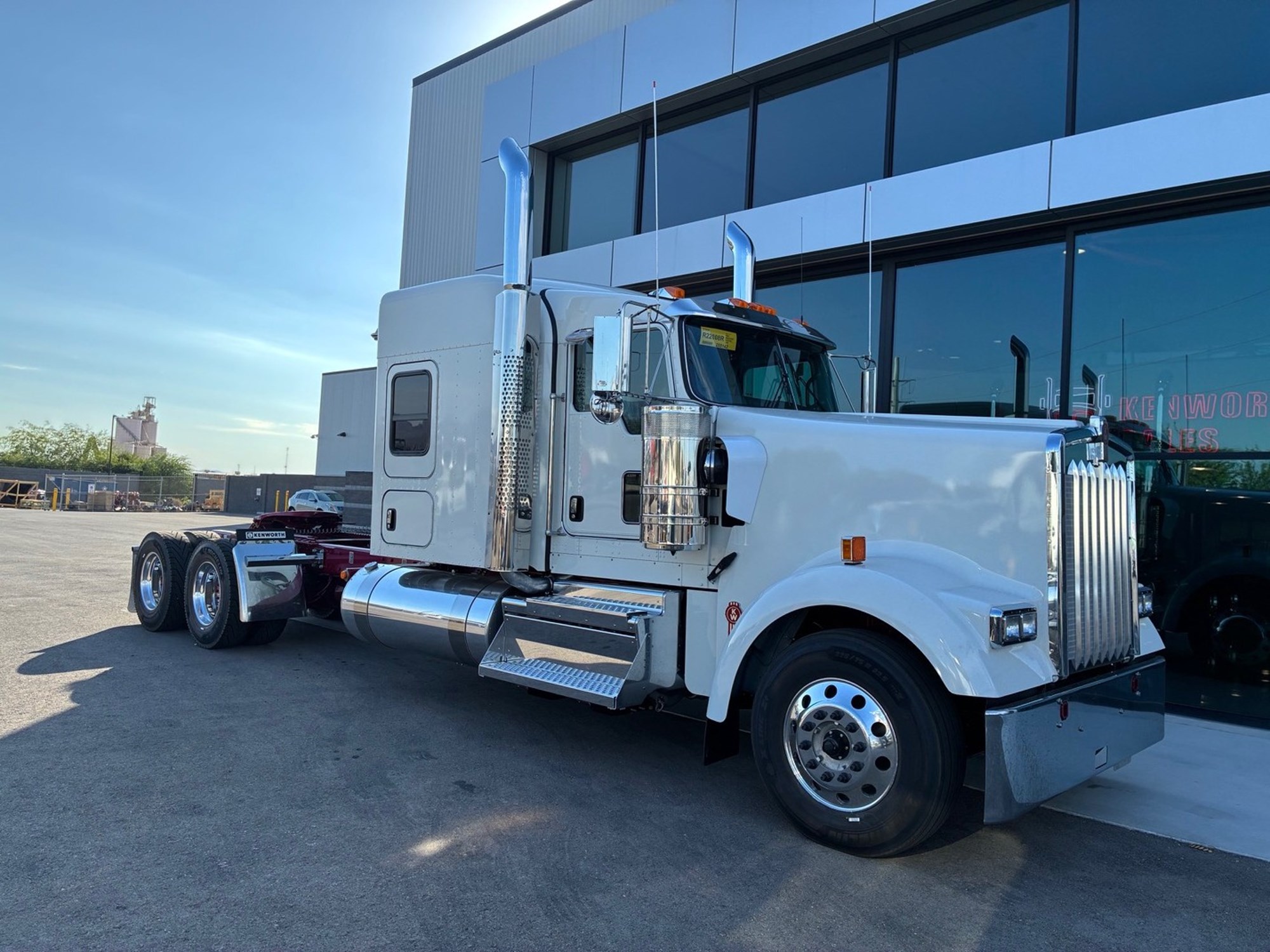 2027 Kenworth W900B 2027 Kenworth W900B - image 1 of 6