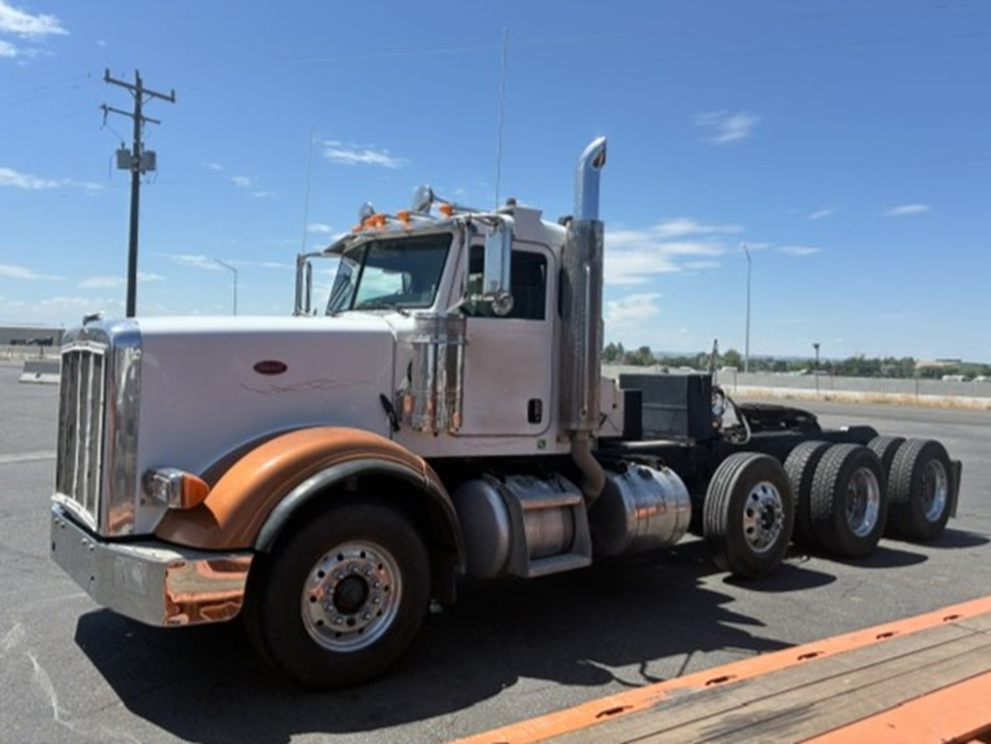 2009 Peterbilt 367 2009 Peterbilt 367 - image 1 of 1