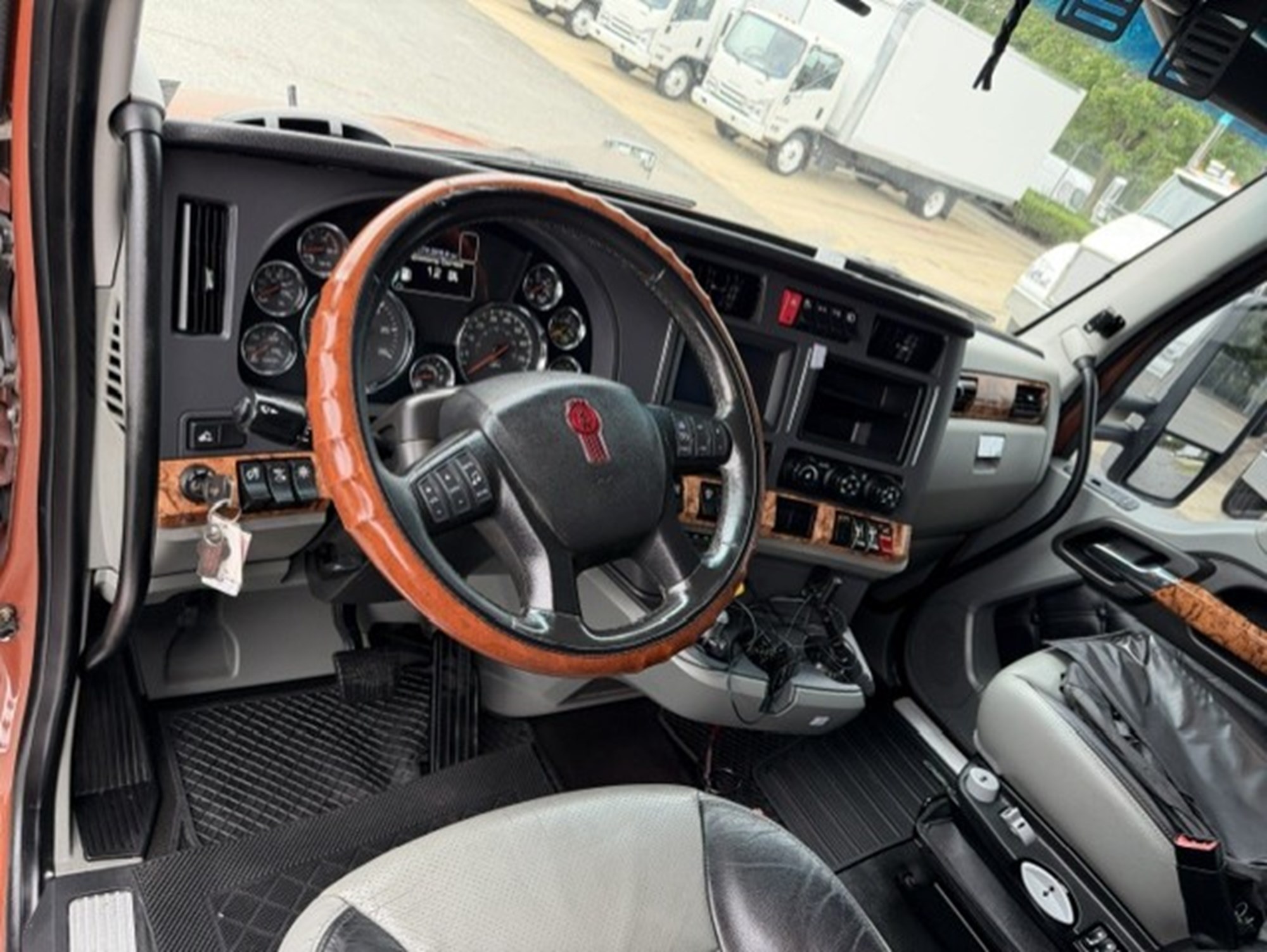 2020 Kenworth T680 I-000593-13 2020 Kenworth T680 I-000593-13