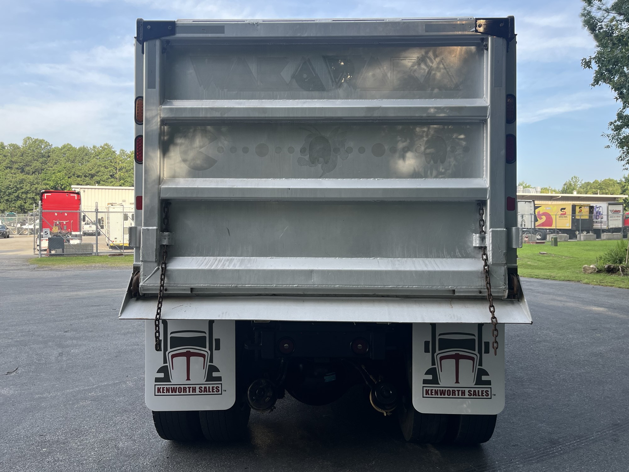 2019 Kenworth T880 2019 Kenworth T880 - image 5 of 6