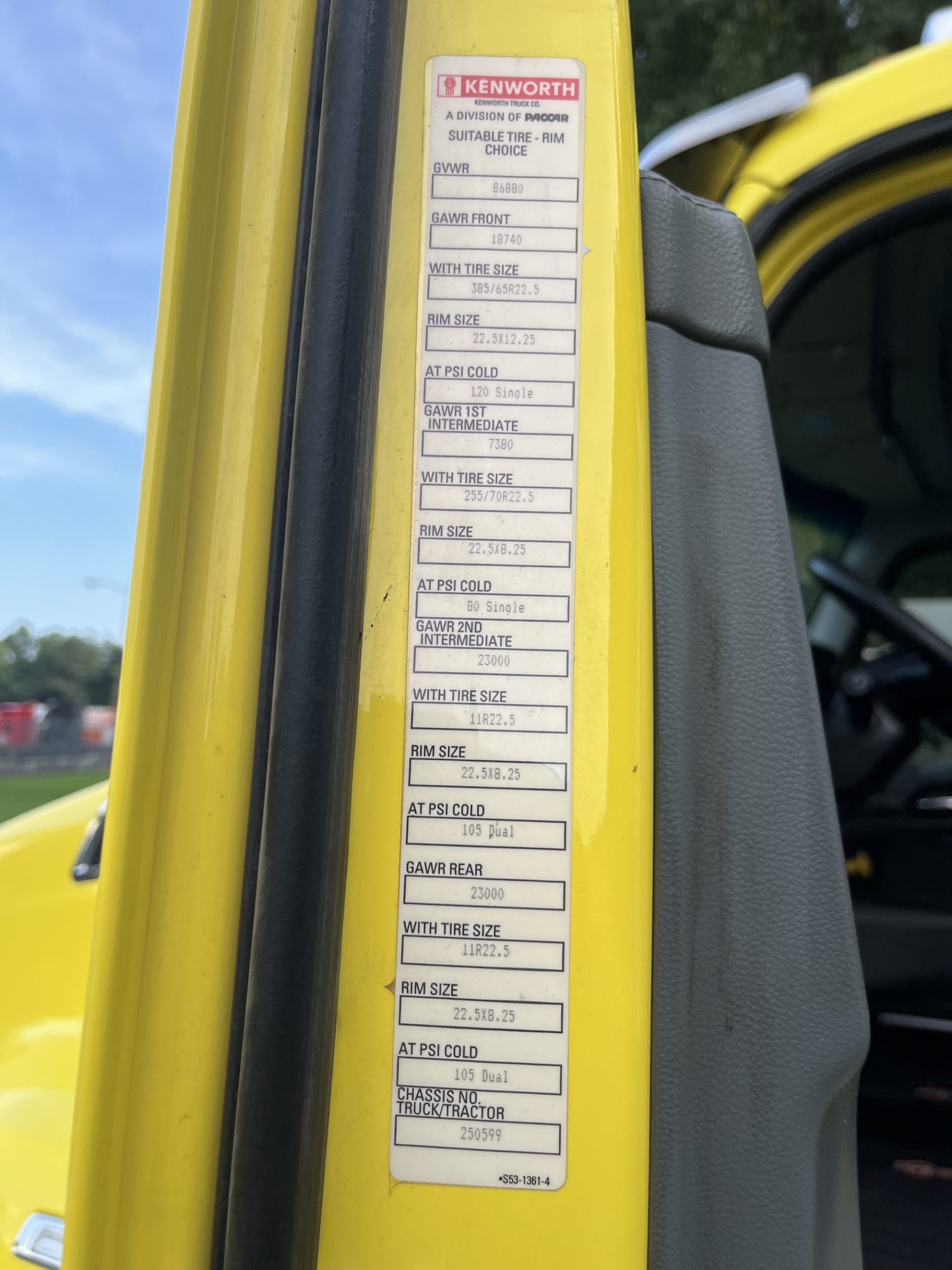 2019 Kenworth T880 KJ250599U1-17 2019 Kenworth T880 KJ250599U1-17
