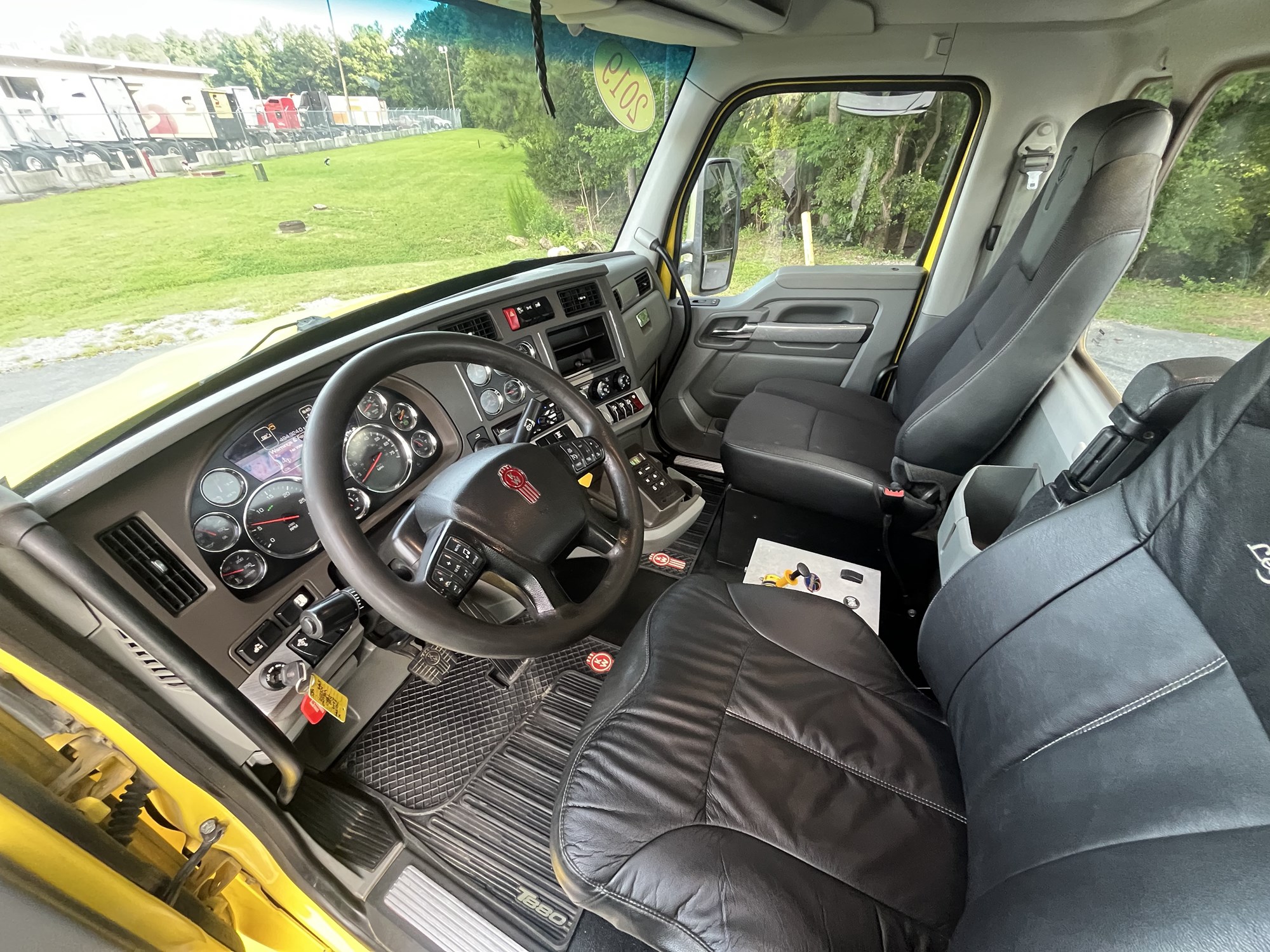 2019 Kenworth T880 KJ250599U1-21 2019 Kenworth T880 KJ250599U1-21
