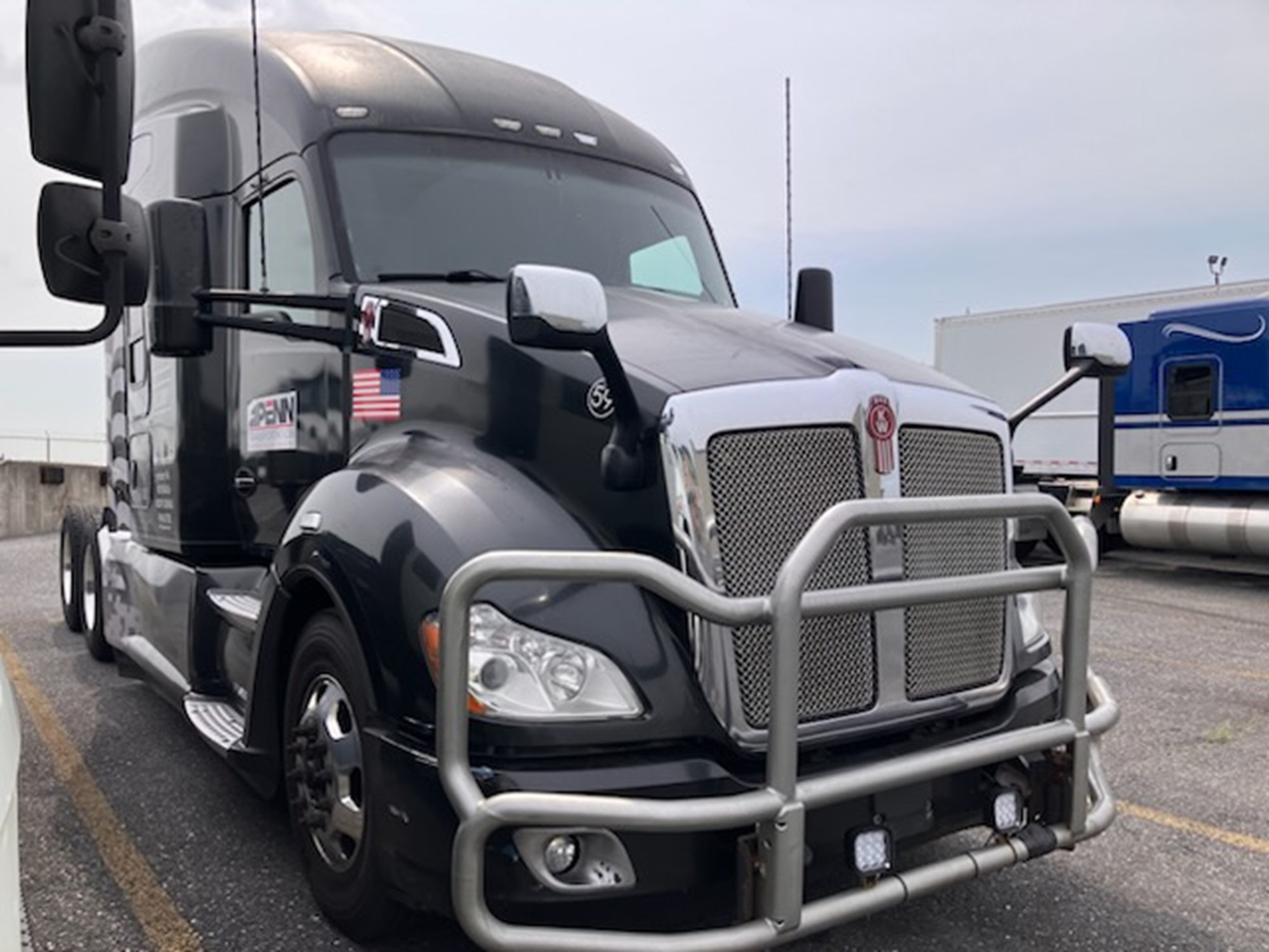2022 Kenworth T680 2022 Kenworth T680 - image 4 of 6