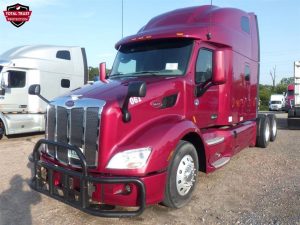 2021 Peterbilt 579 MD707639U-01
