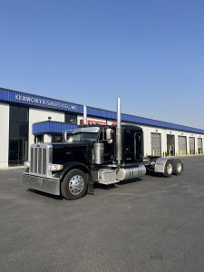 2021 Peterbilt 389 MD762193U-01