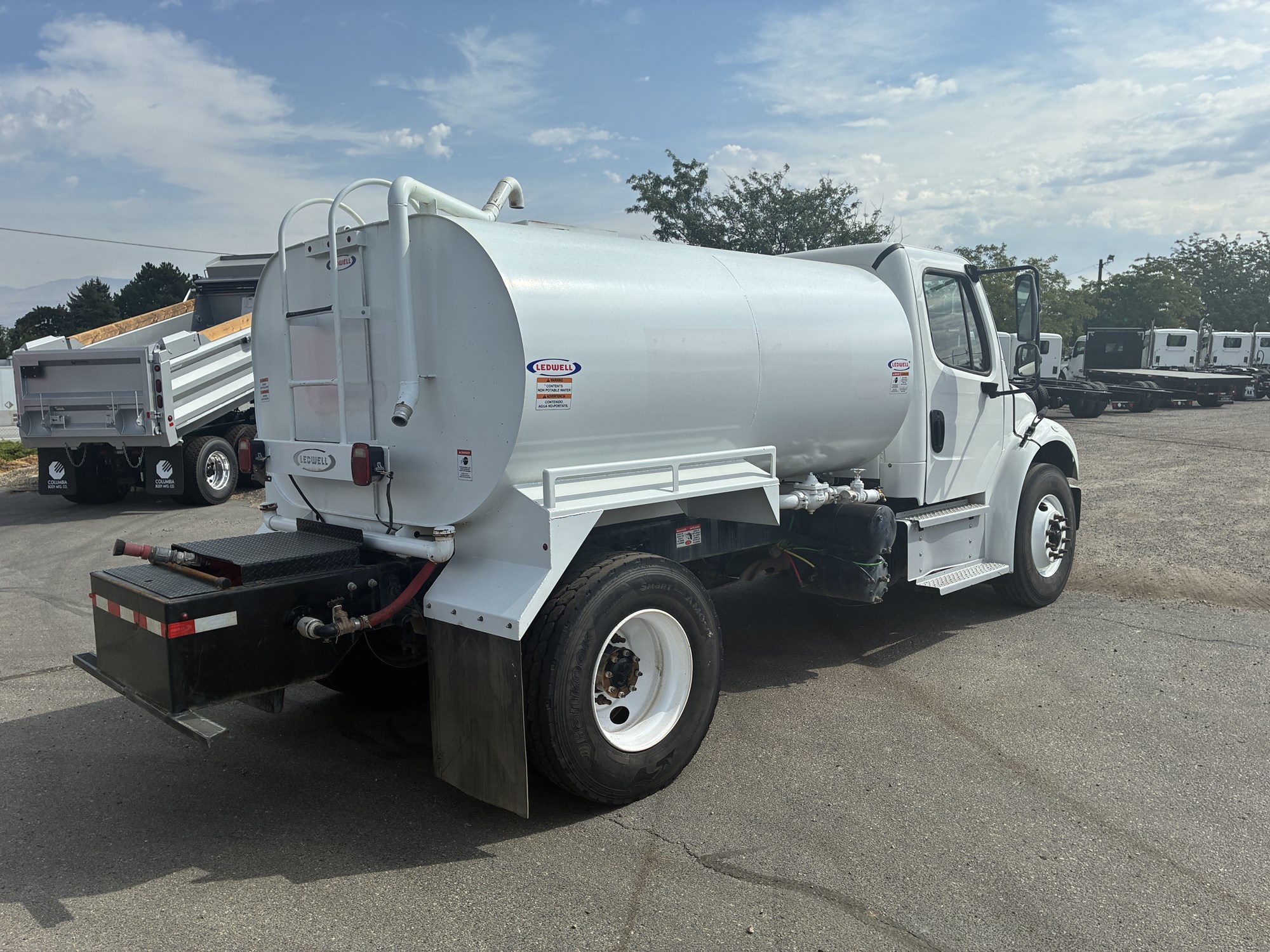 2022 Freightliner M2 2022 Freightliner M2 - image 5 of 6