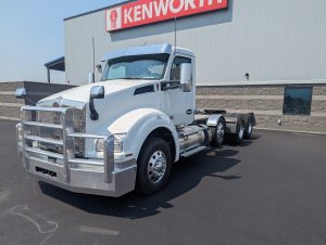 2022 Kenworth T880 NJ141419P-01