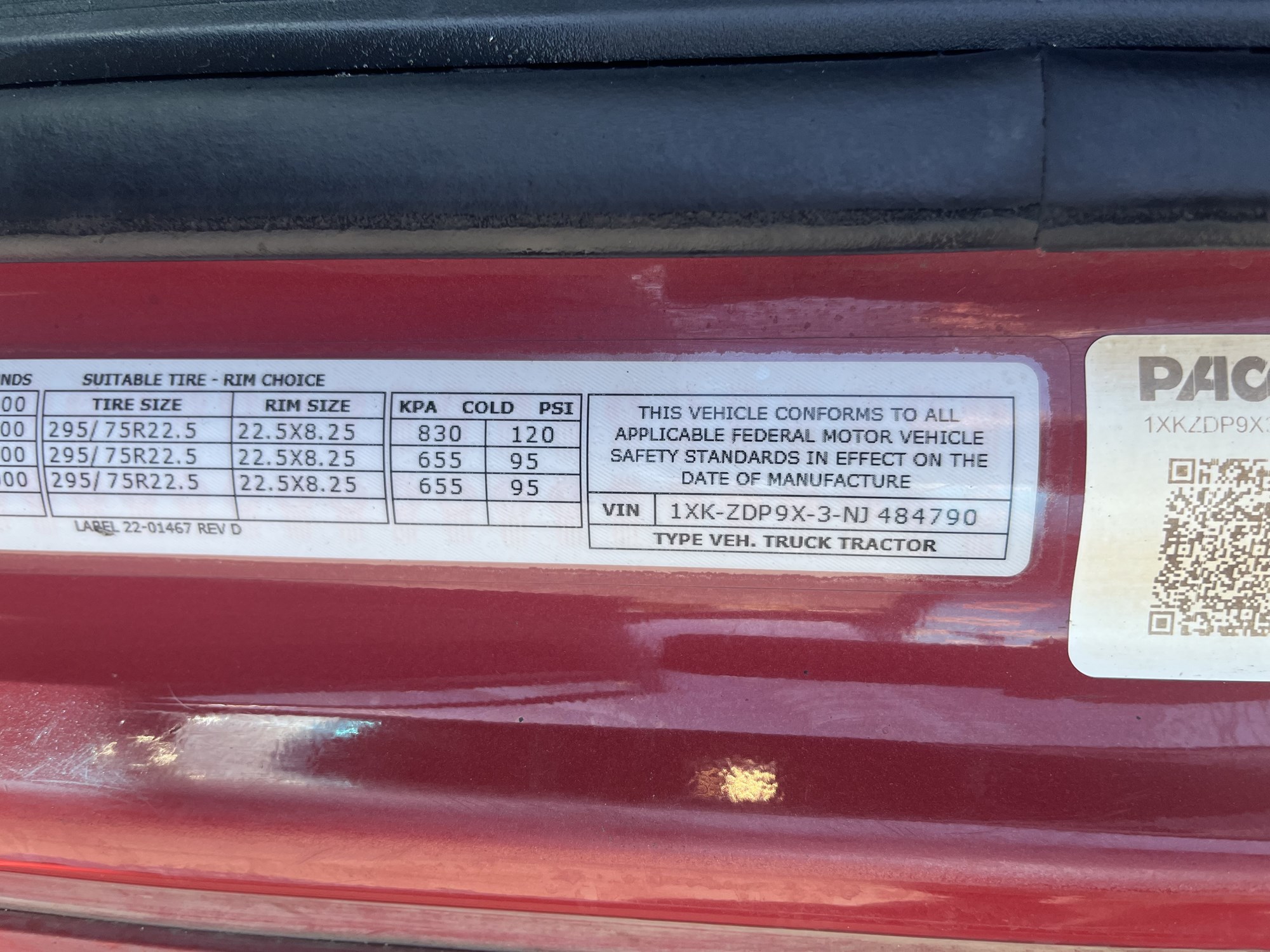 2022 Kenworth T880 - image 5 of 6