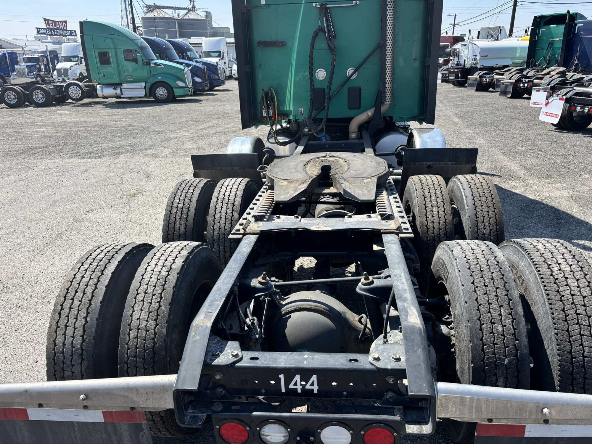 2022 Kenworth T680 2022 Kenworth T680 - image 4 of 6