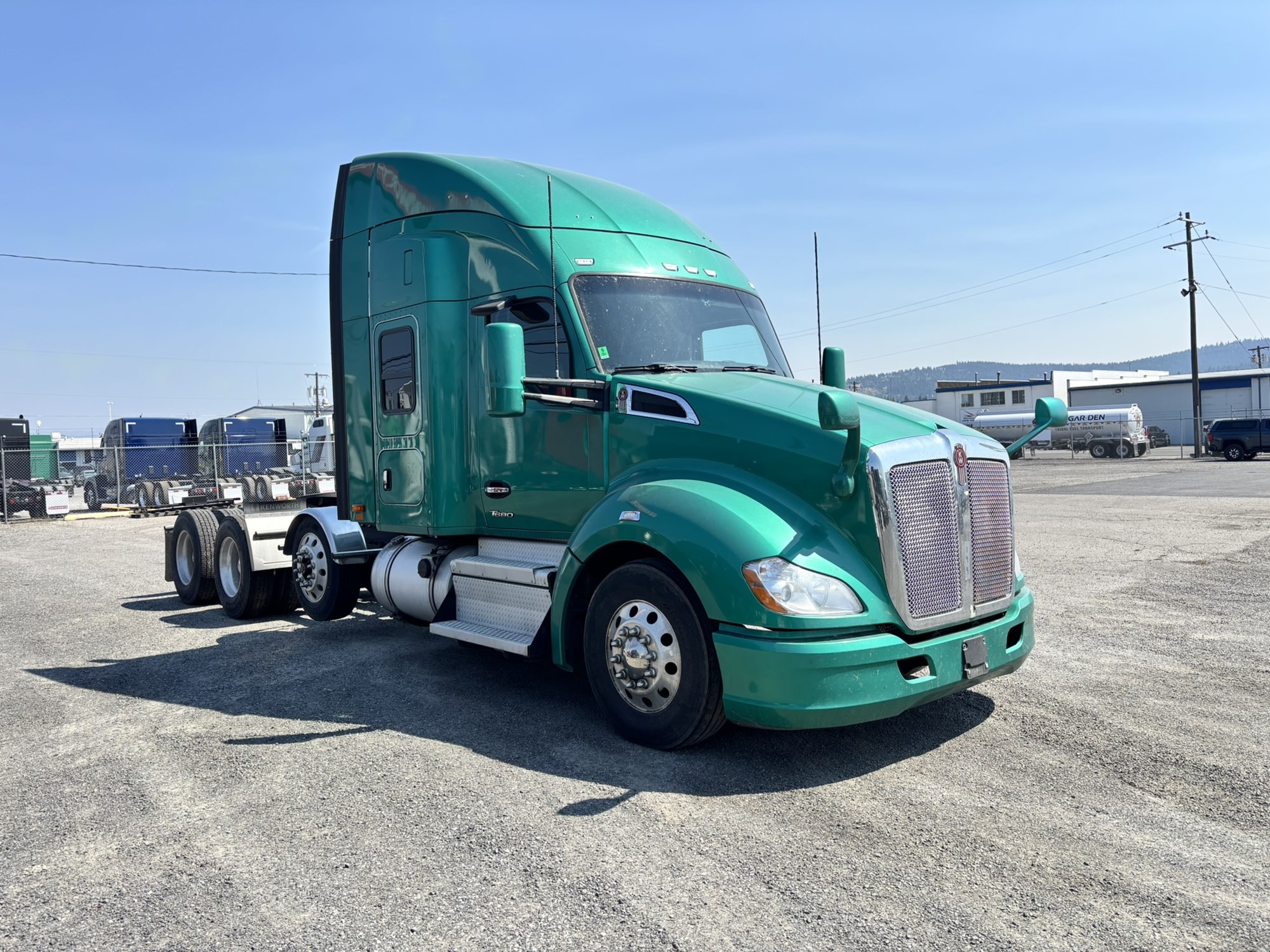 2022 Kenworth T680 2022 Kenworth T680 - image 5 of 6
