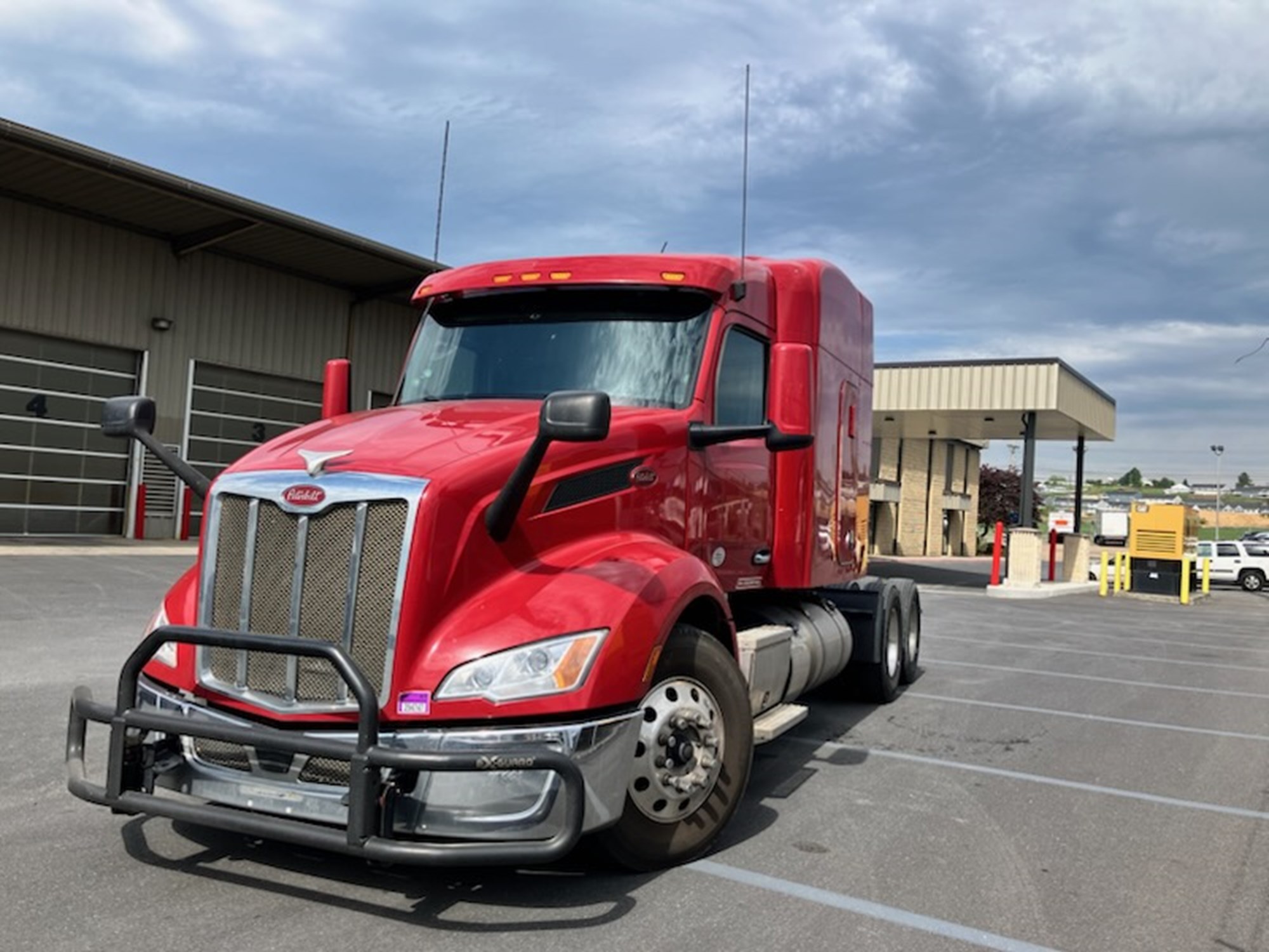 2023 Peterbilt 579 PD806240U-08 2023 Peterbilt 579 PD806240U-08