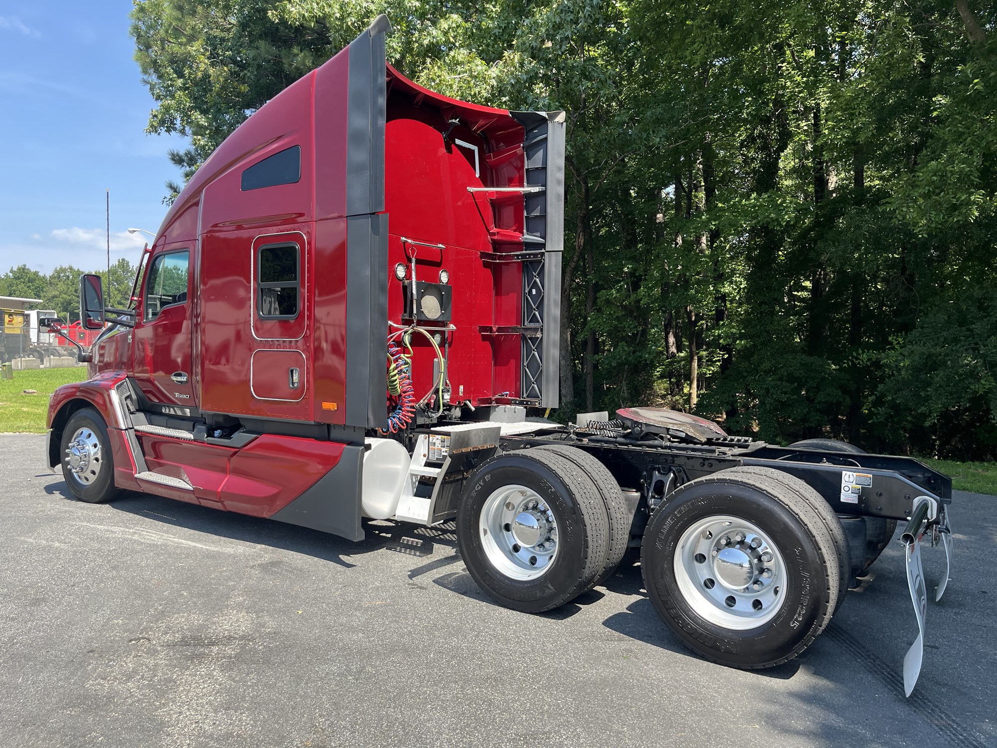 2023 Kenworth T680 Next Gen - image 6 of 6