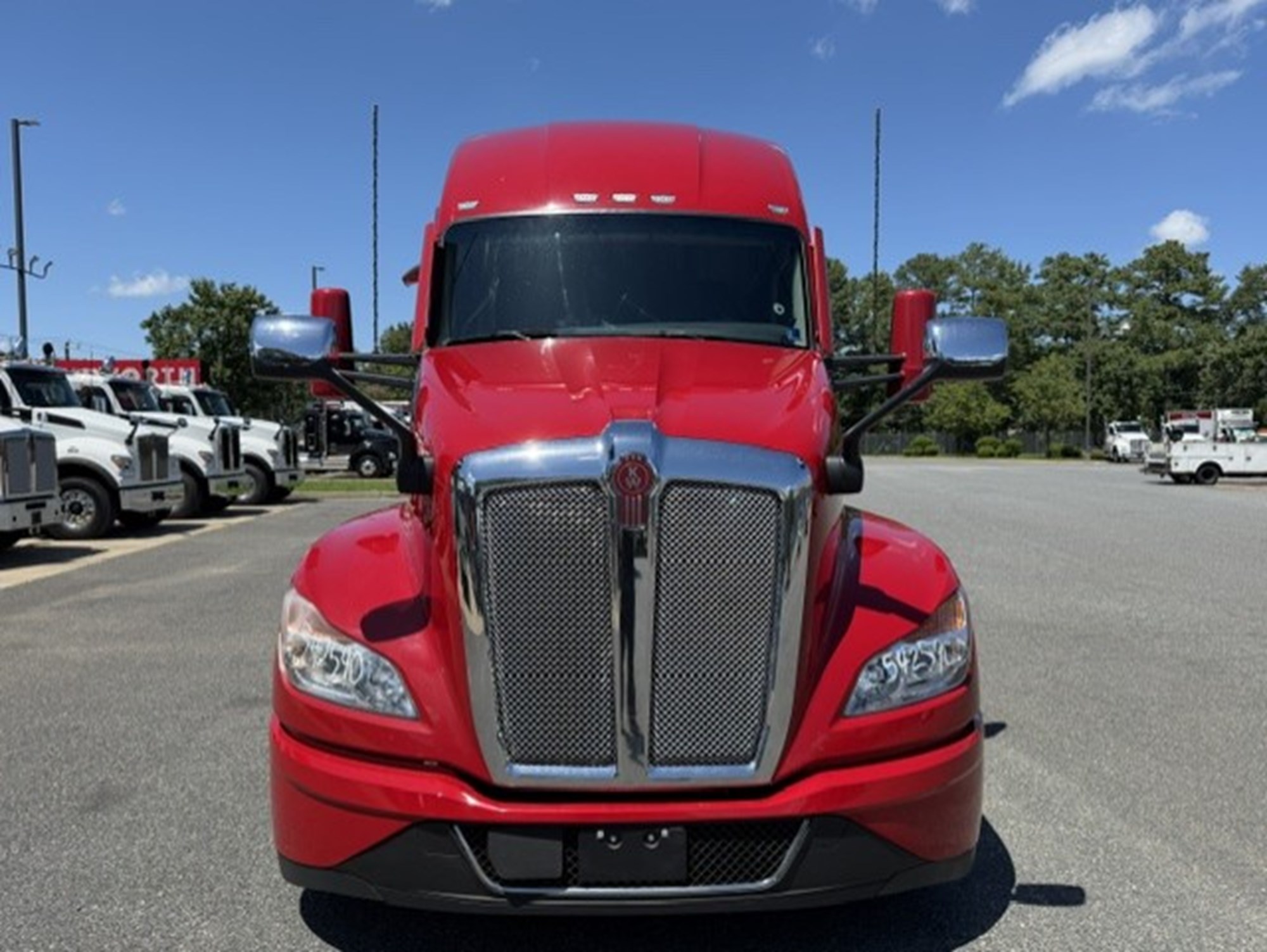 2023 Kenworth T680 2023 Kenworth T680 - image 5 of 6
