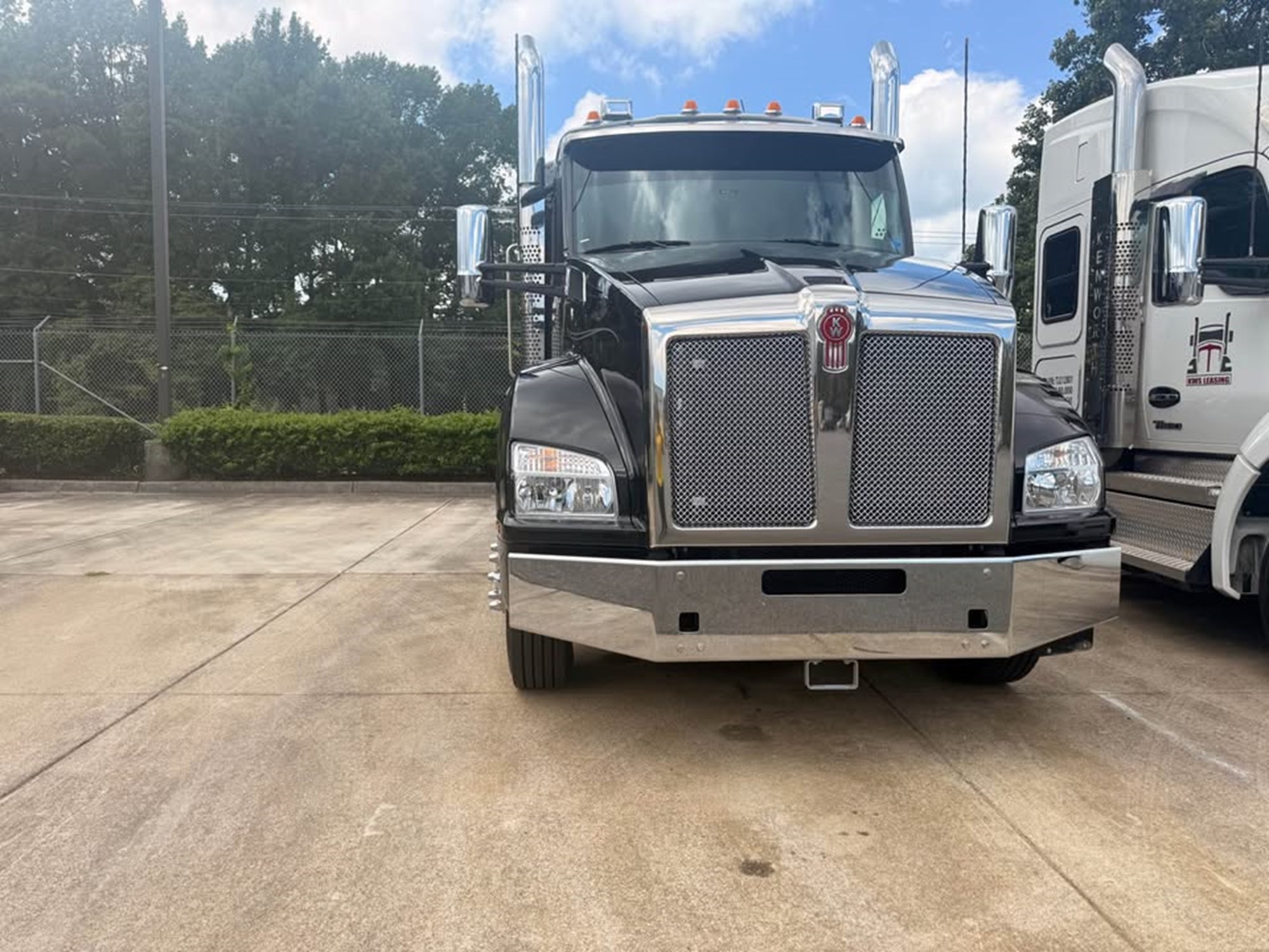 2024 Kenworth T880 2024 Kenworth T880 - image 6 of 6
