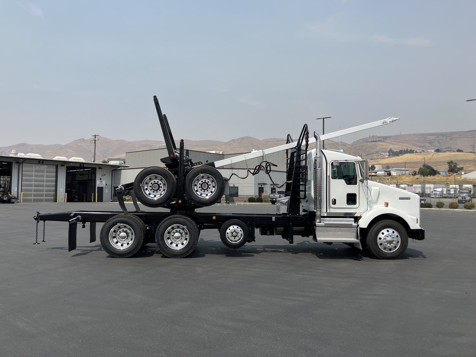 2024 Kenworth T800B RR378859-03 2024 Kenworth T800B RR378859-03
