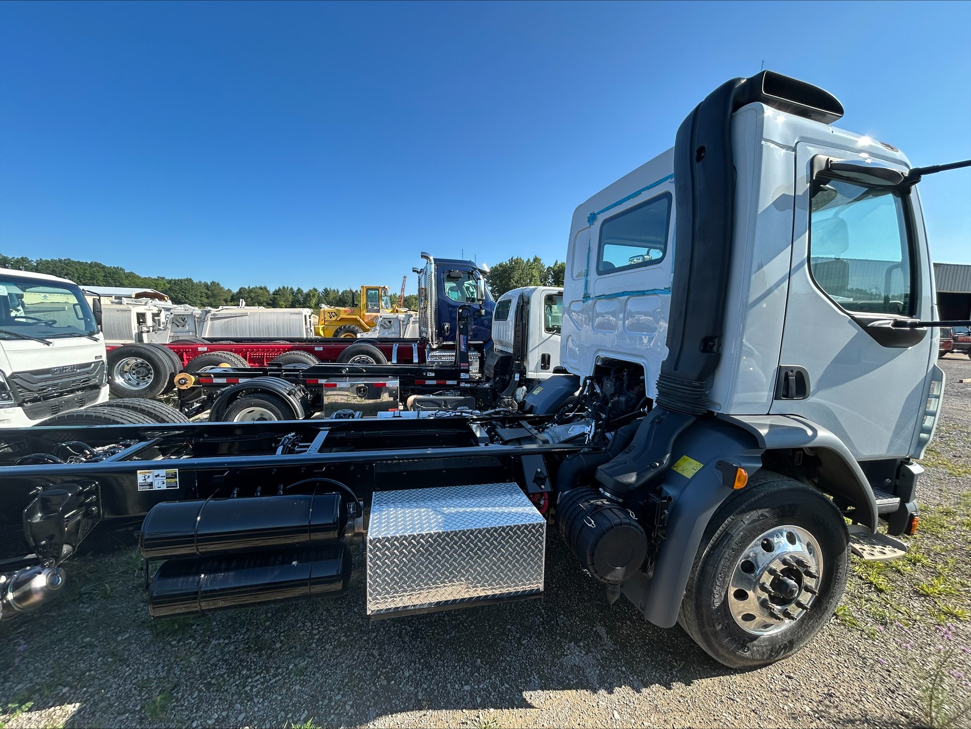 2025 Kenworth K300 2025 Kenworth K300 - image 3 of 6