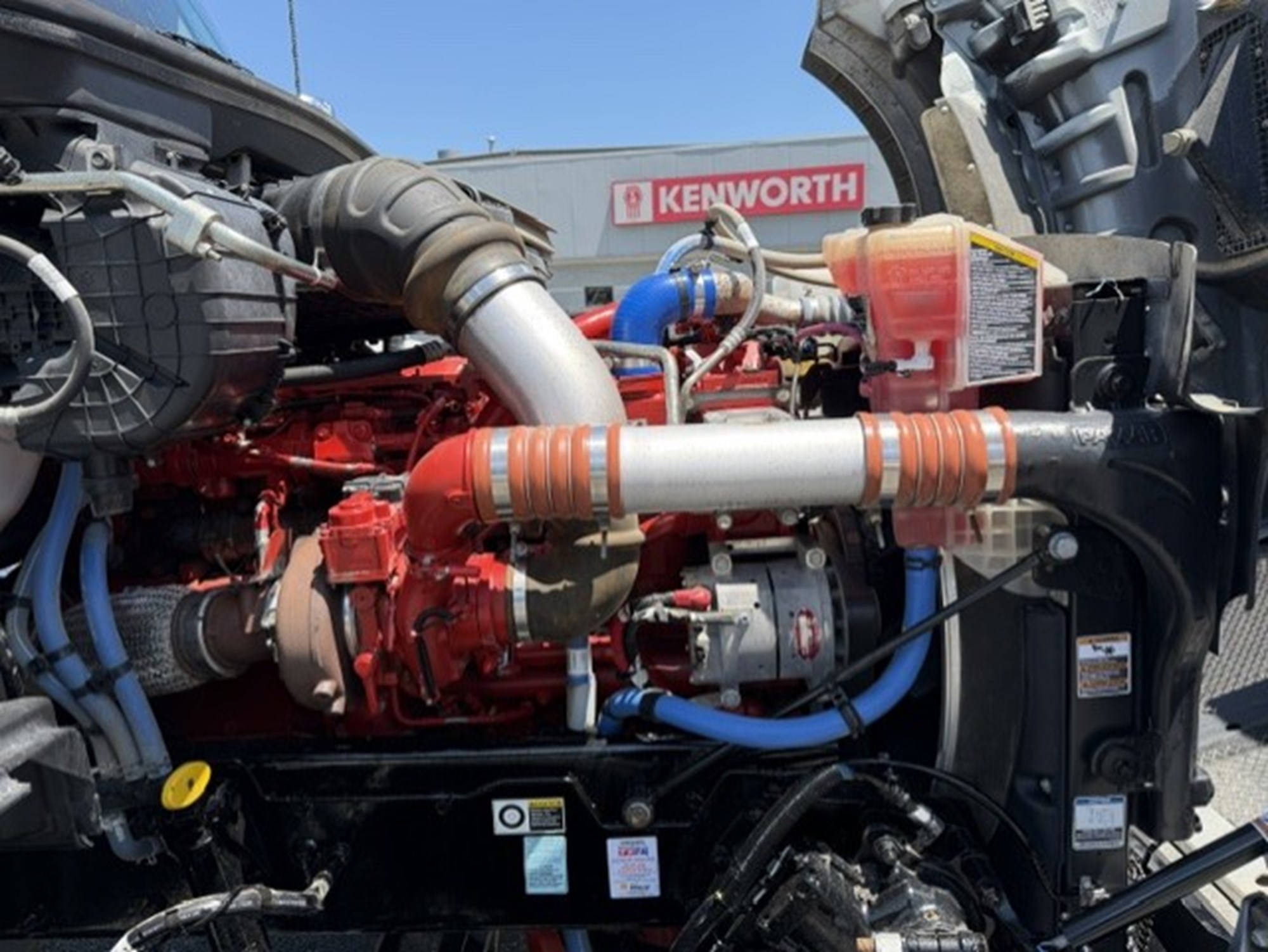 2026 Kenworth T880 2026 Kenworth T880 - image 5 of 6