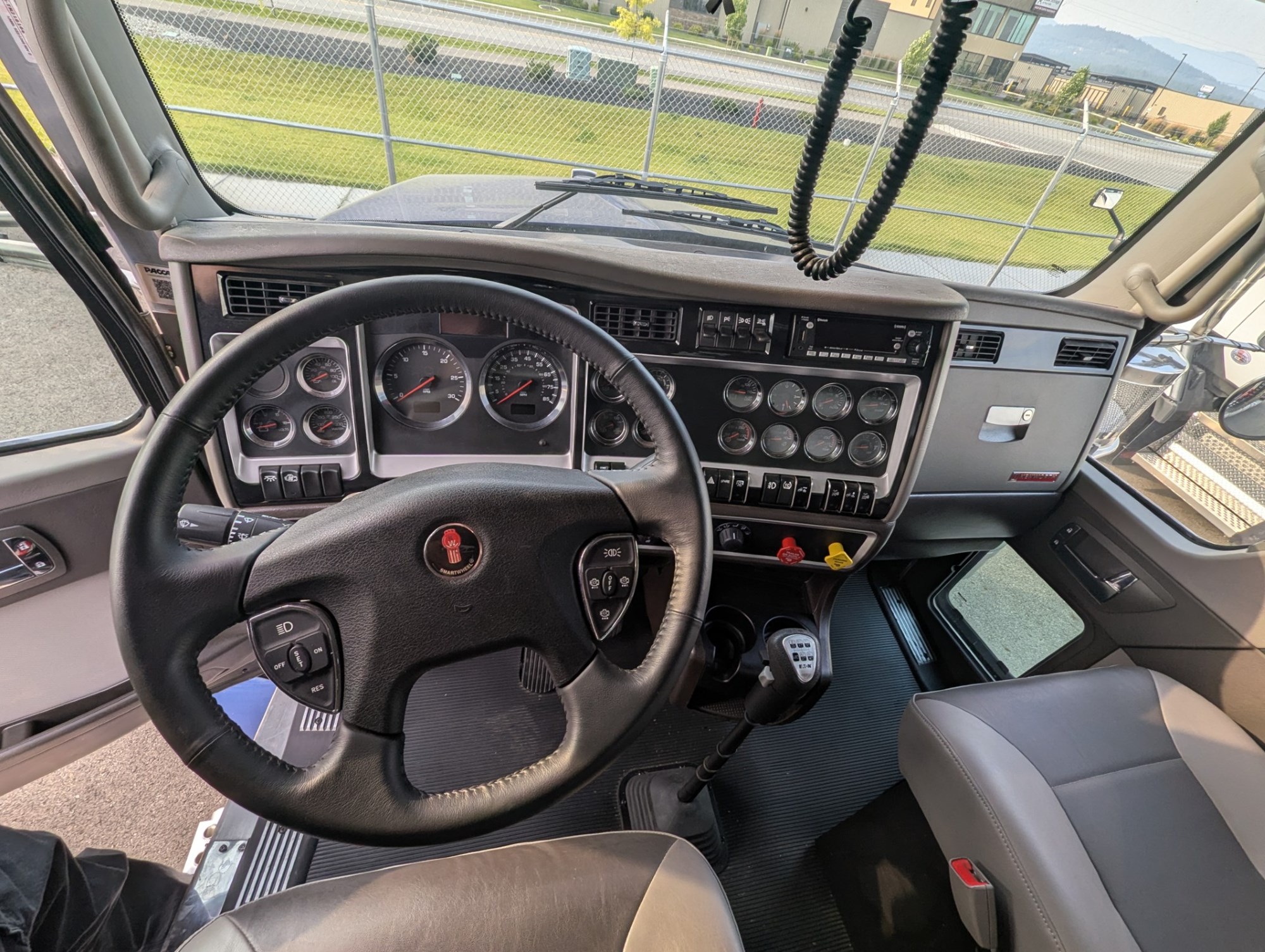 2026 Kenworth T800 2026 Kenworth T800 - image 5 of 5