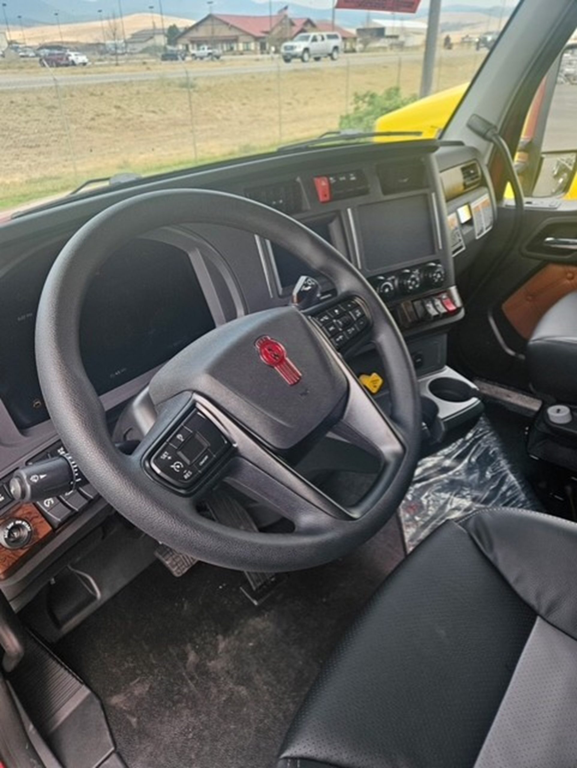 2027 Kenworth T680 Next Gen 2027 Kenworth T680 Next Gen - image 6 of 6