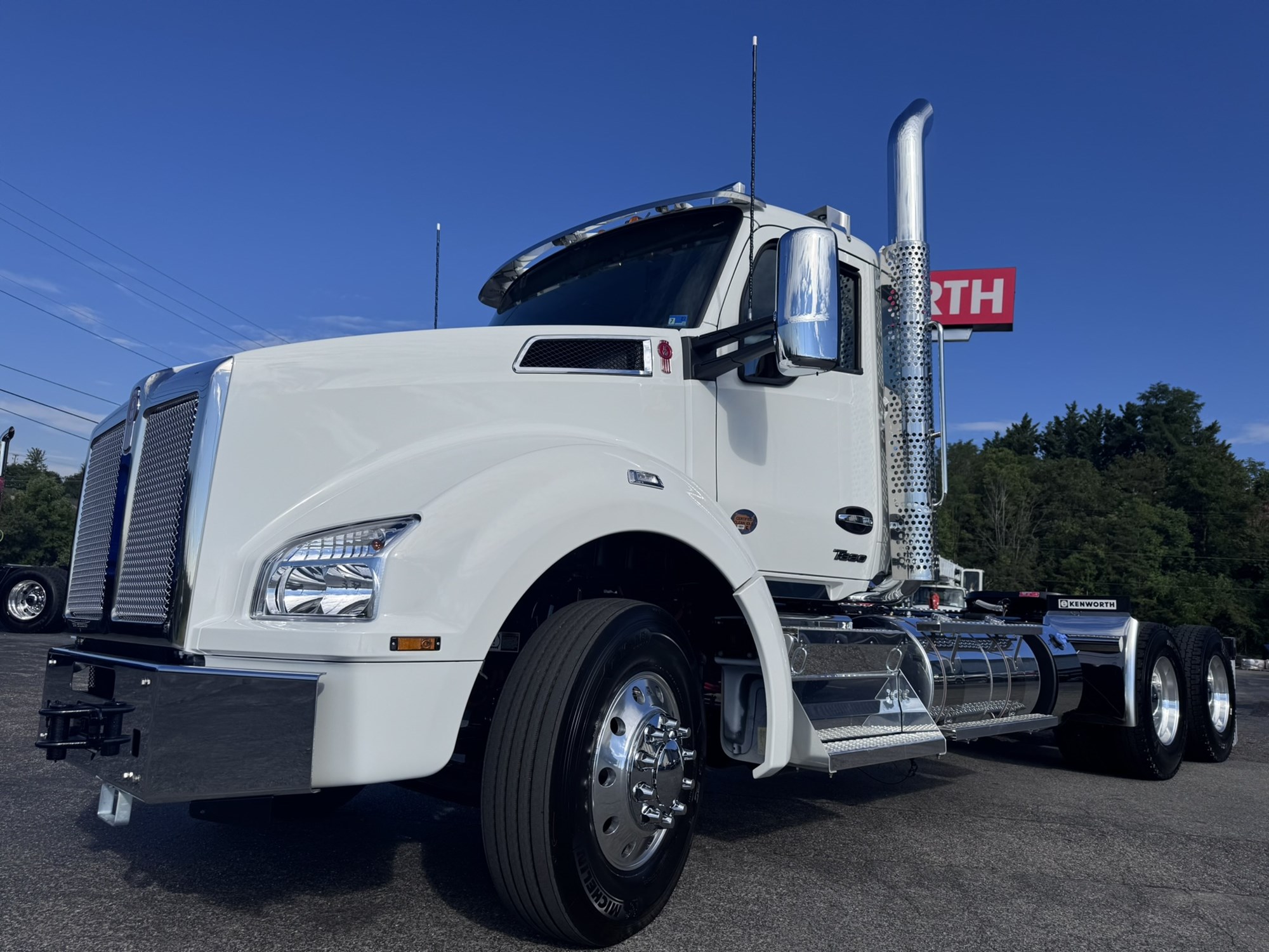 2027 Kenworth T880 2027 Kenworth T880 - image 4 of 6