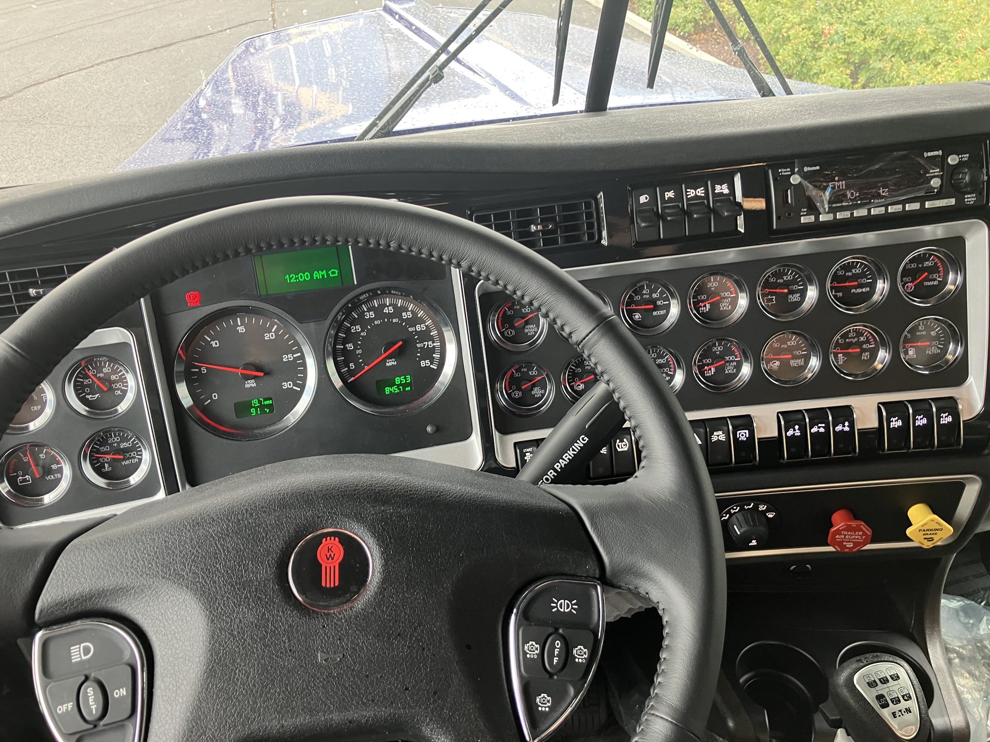 2027 Kenworth W900B 2027 Kenworth W900B - image 6 of 6