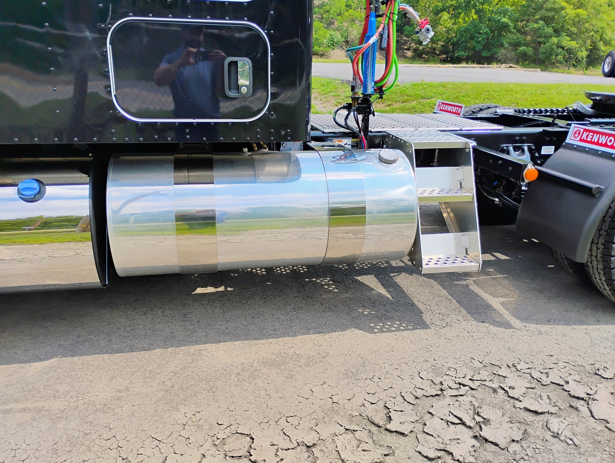 2027 Kenworth W900L 2027 Kenworth W900L - image 6 of 6