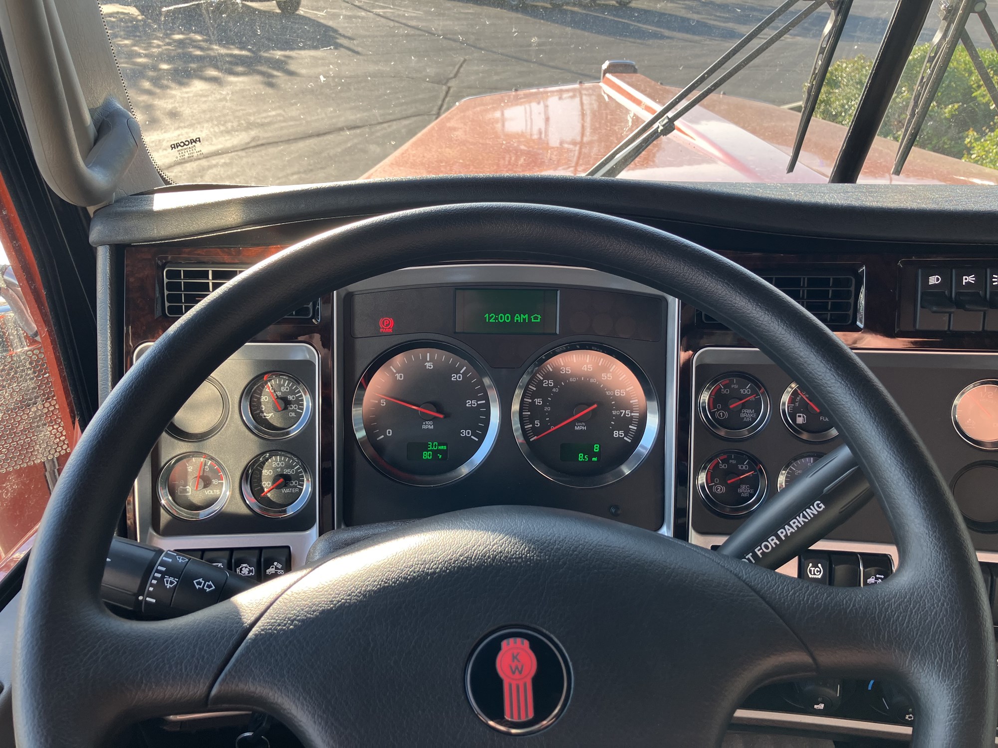 2027 Kenworth W900B 2027 Kenworth W900B - image 6 of 6