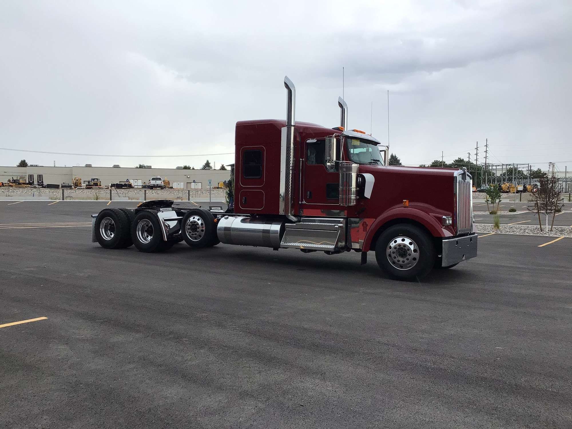 2027 Kenworth W900B VR255164-07 2027 Kenworth W900B VR255164-07