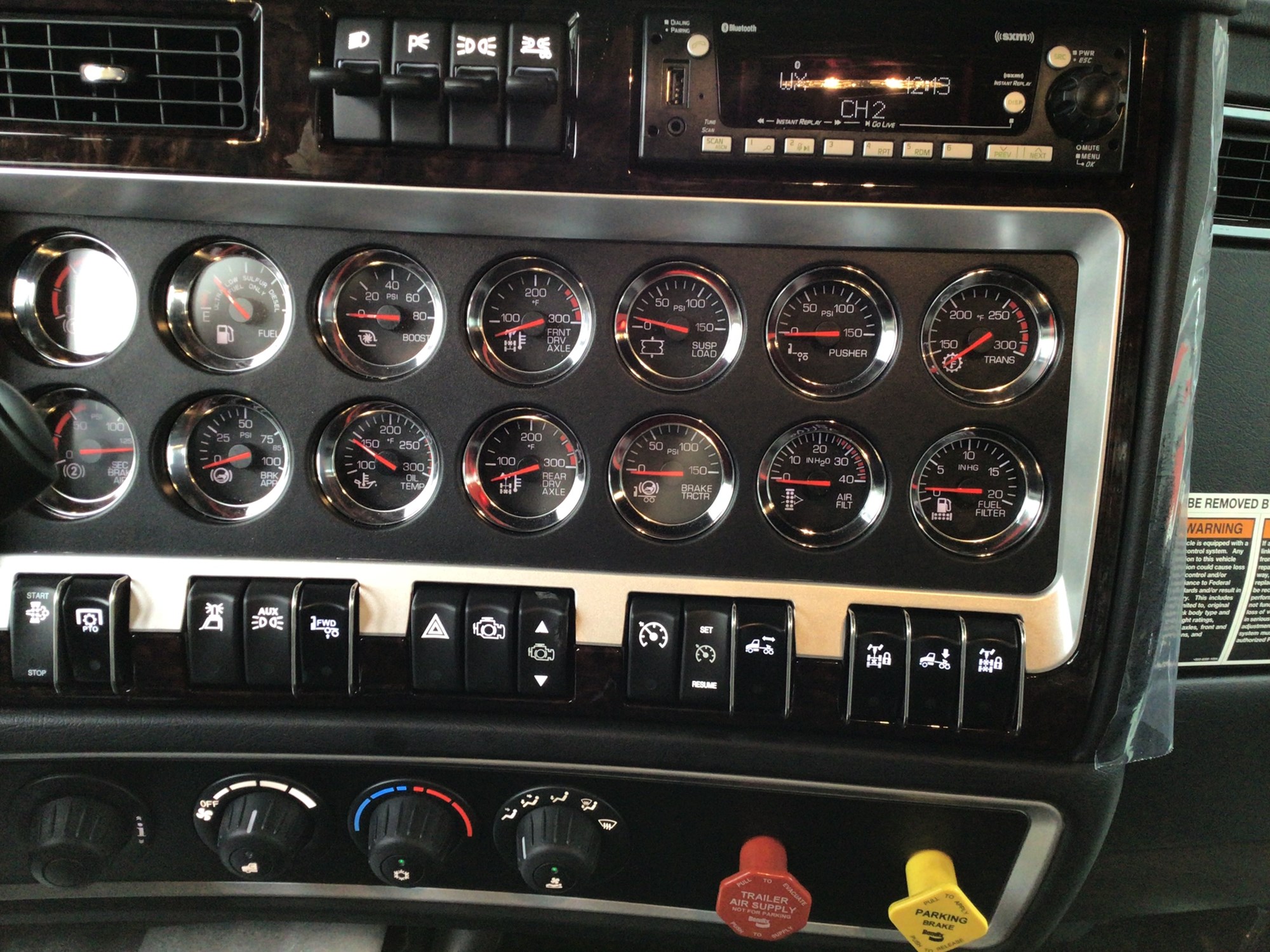 2027 Kenworth W900B VR255164-11 2027 Kenworth W900B VR255164-11