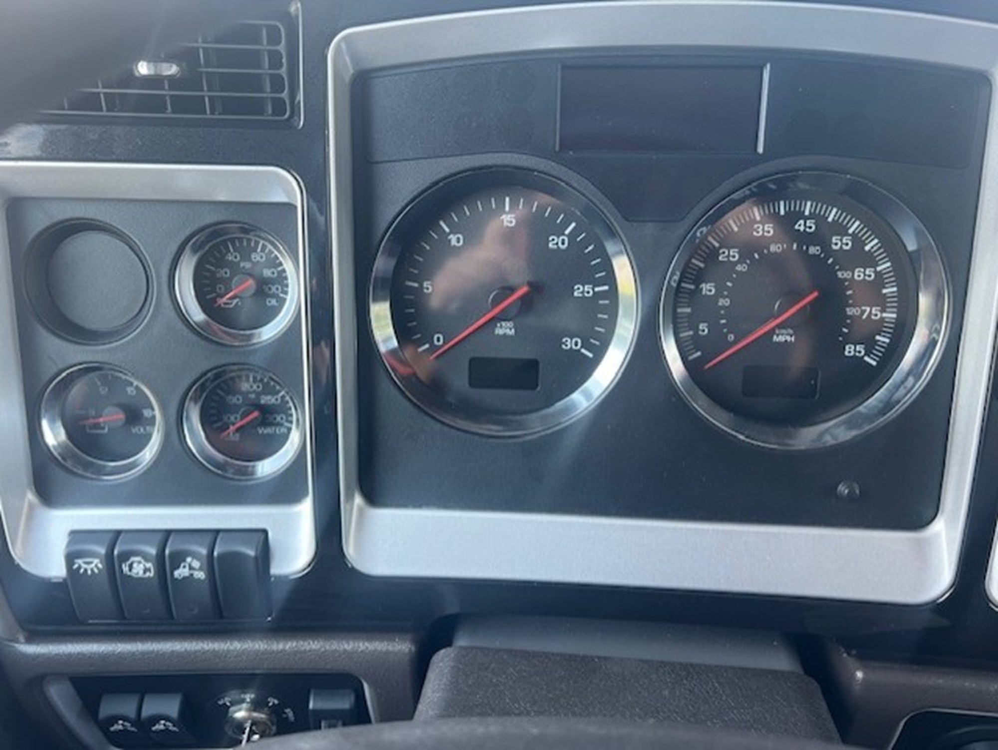 2027 Kenworth W900B VR258611-19 2027 Kenworth W900B VR258611-19